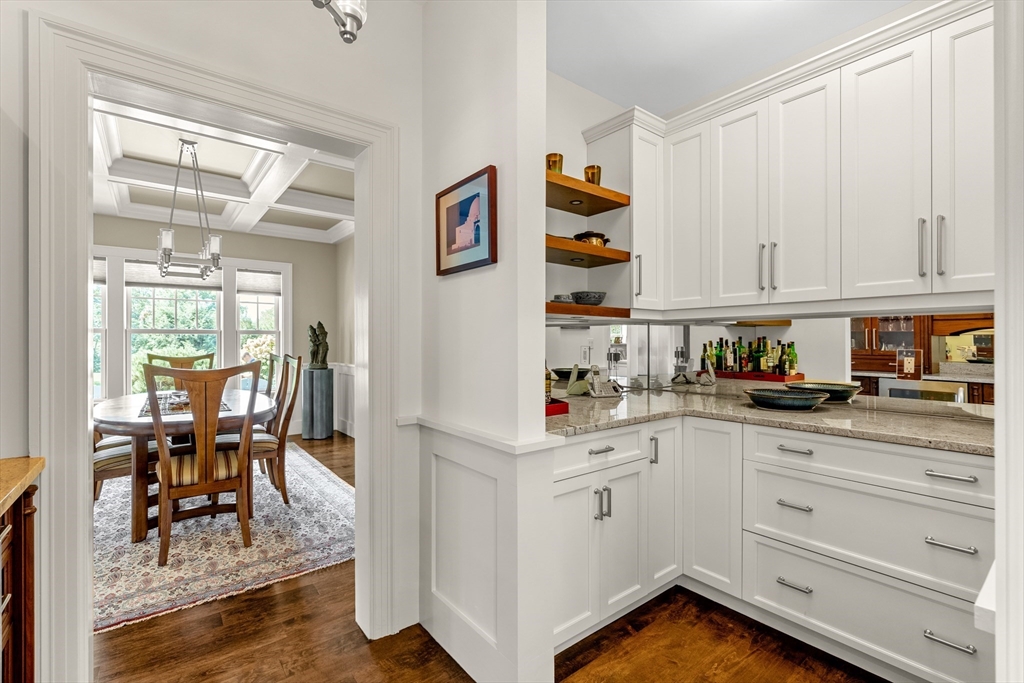 8 Border St
