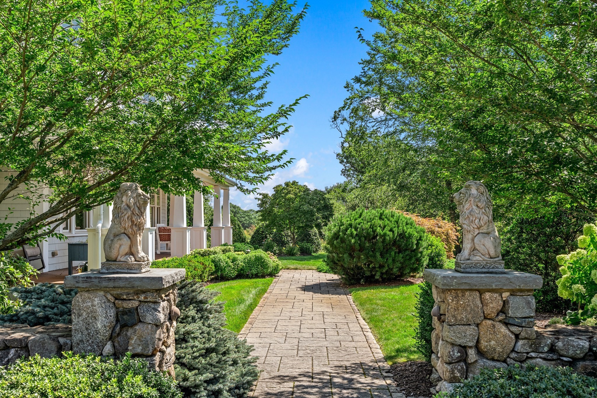 8 Border St