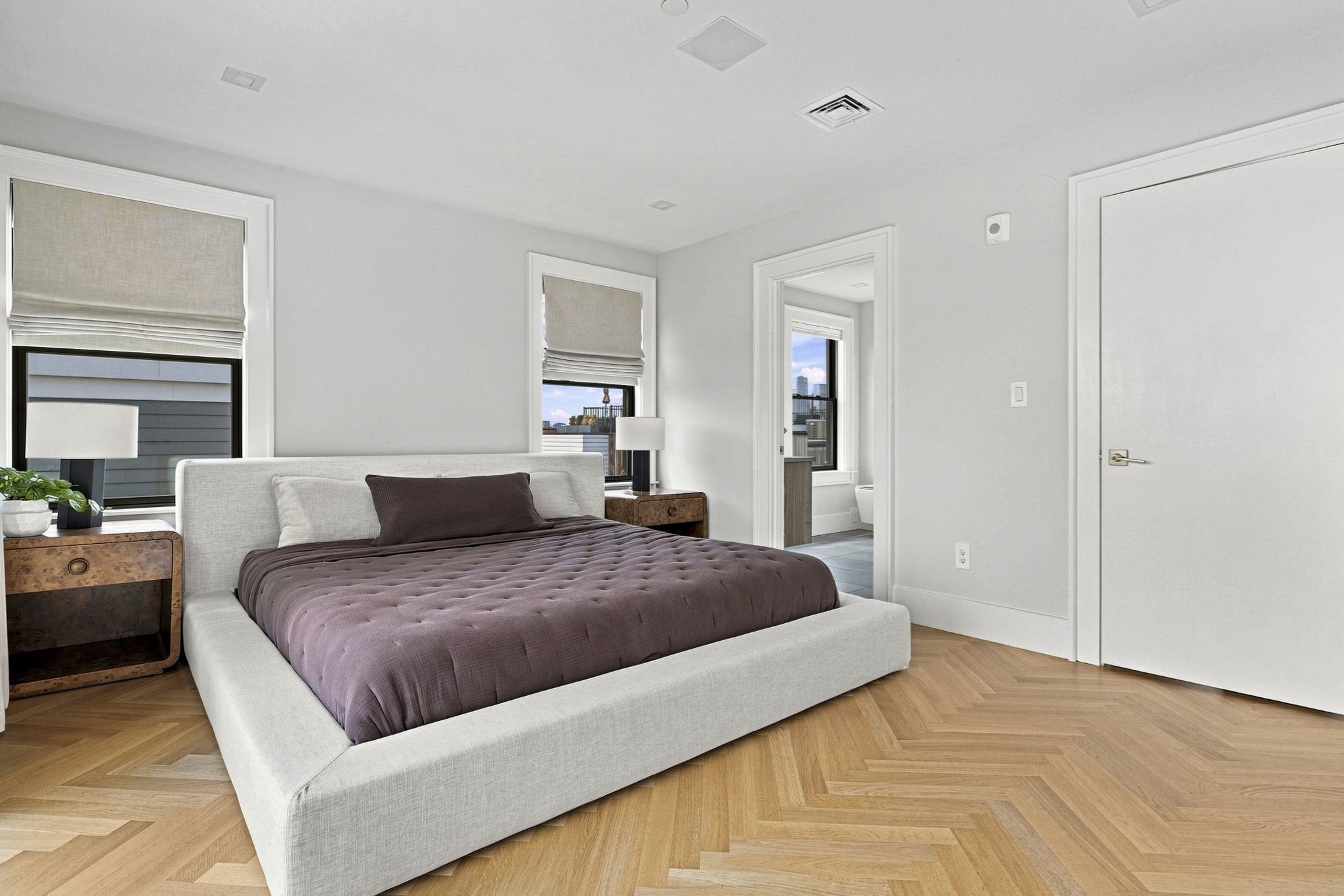 532 E. 3rd Street Unit: PH5
