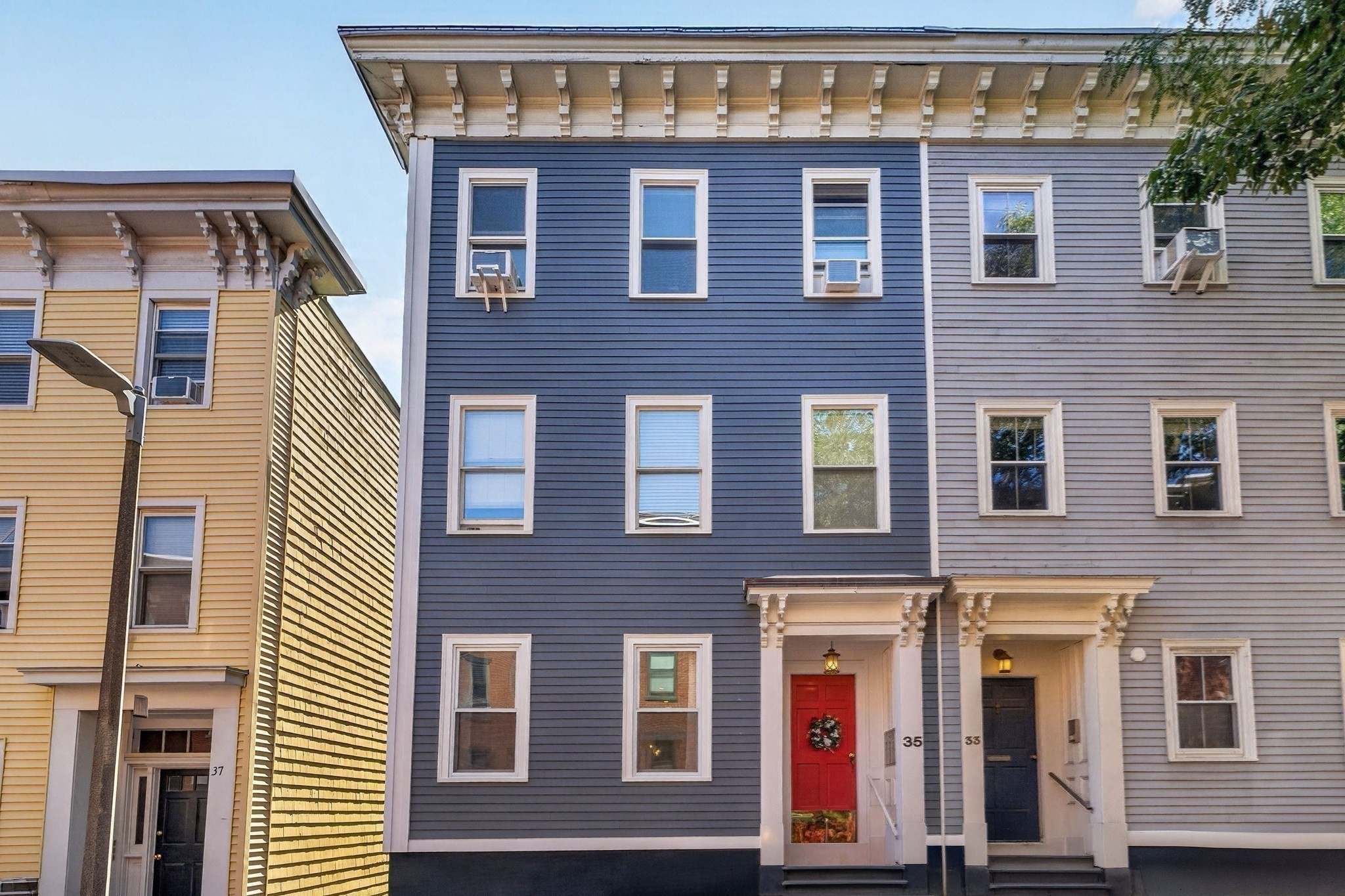 35 Mystic St # 1