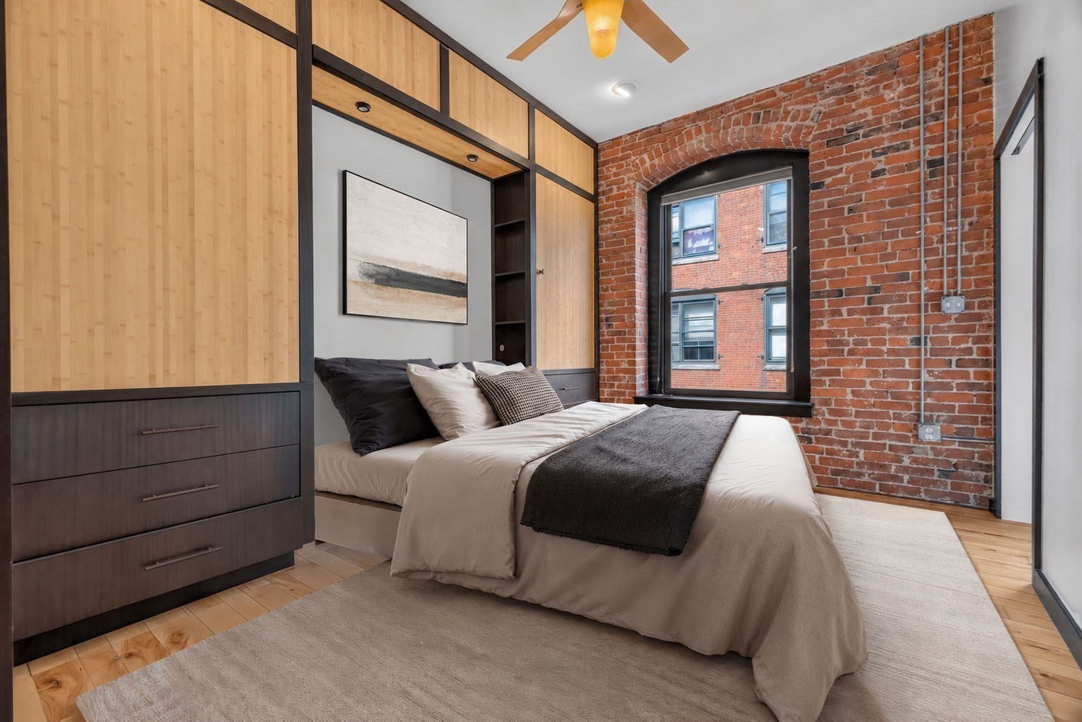 21 Wormwood St # 515