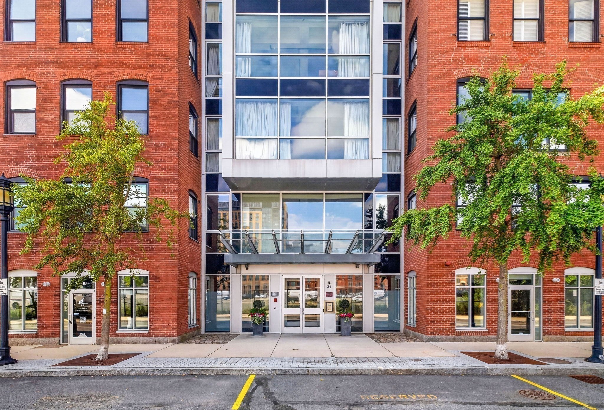 21 Wormwood St # 515