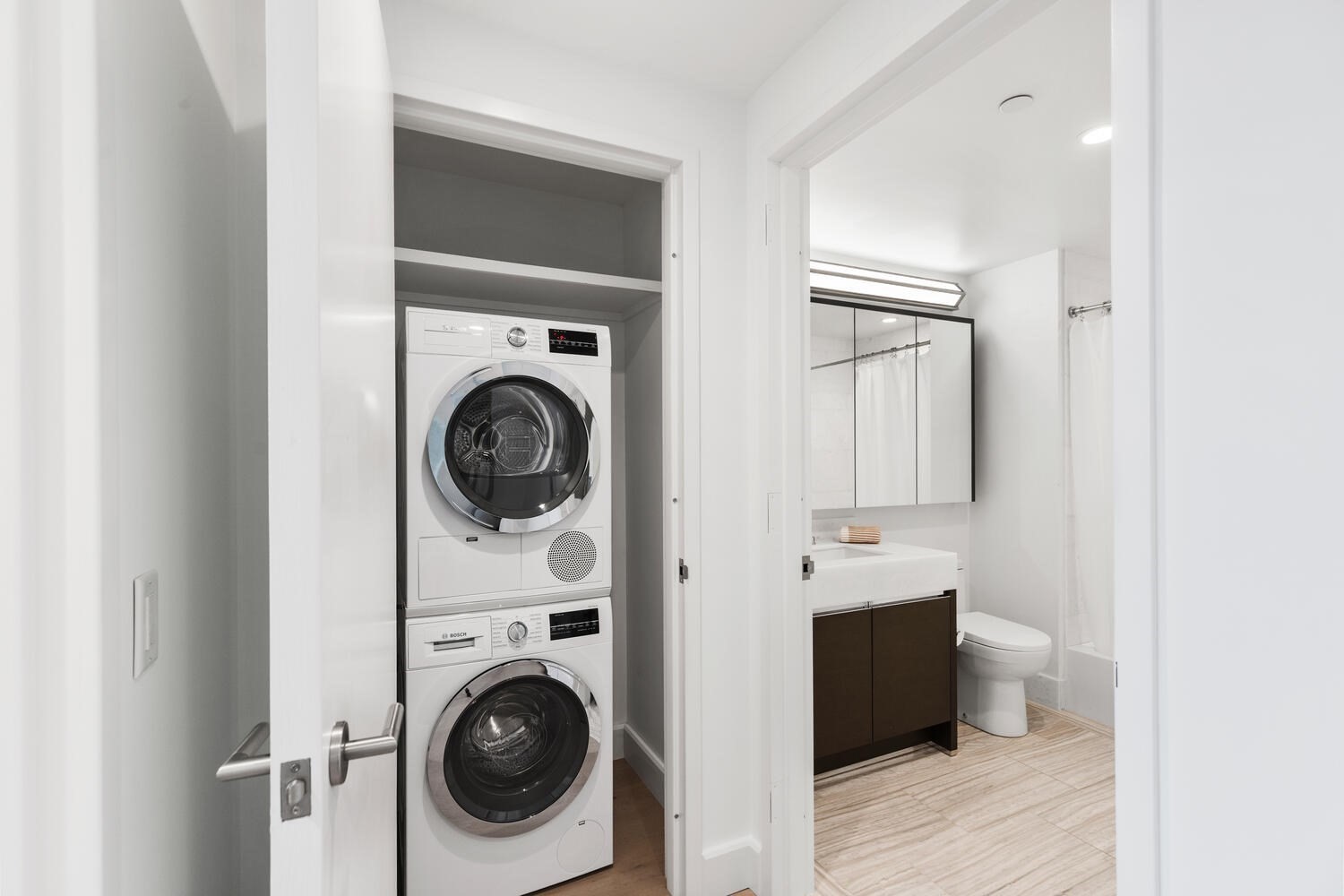 100 Lovejoy Wharf # H Unit: 8-H