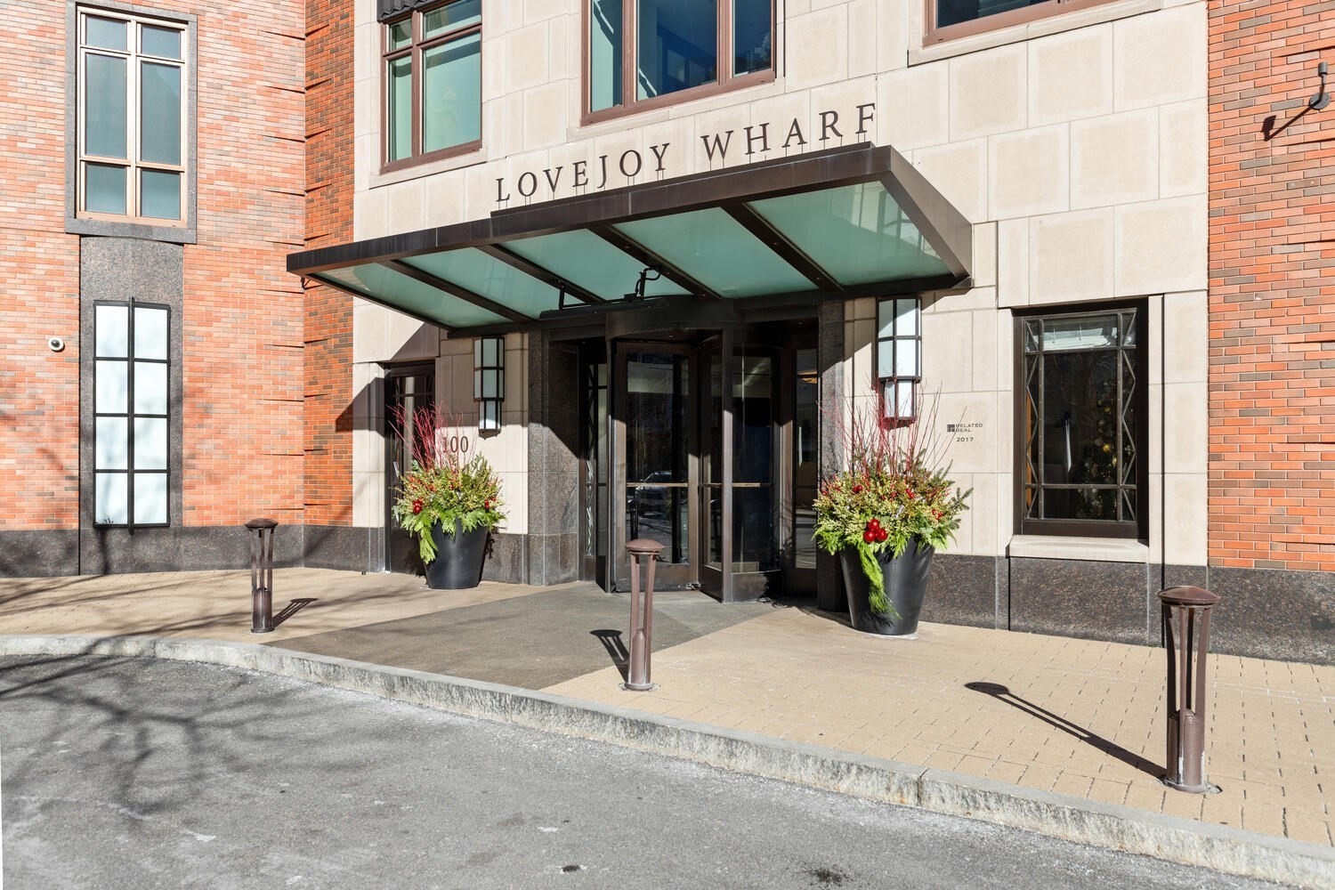 100 Lovejoy Wharf # H Unit: 8-H