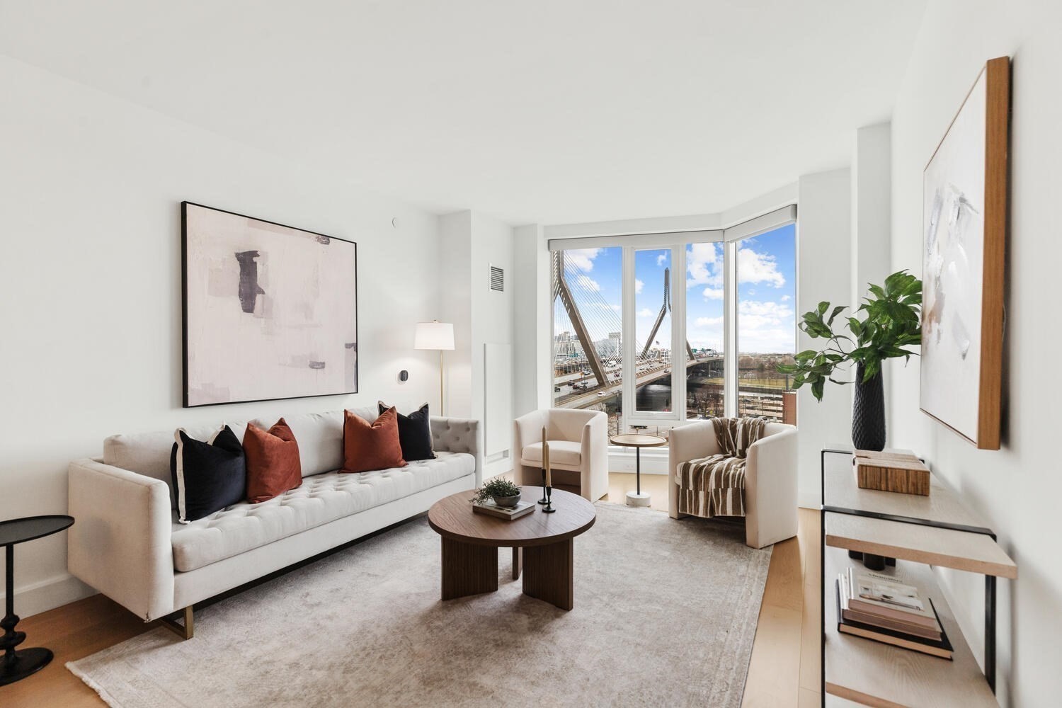 100 Lovejoy Wharf # H Unit: 8-H
