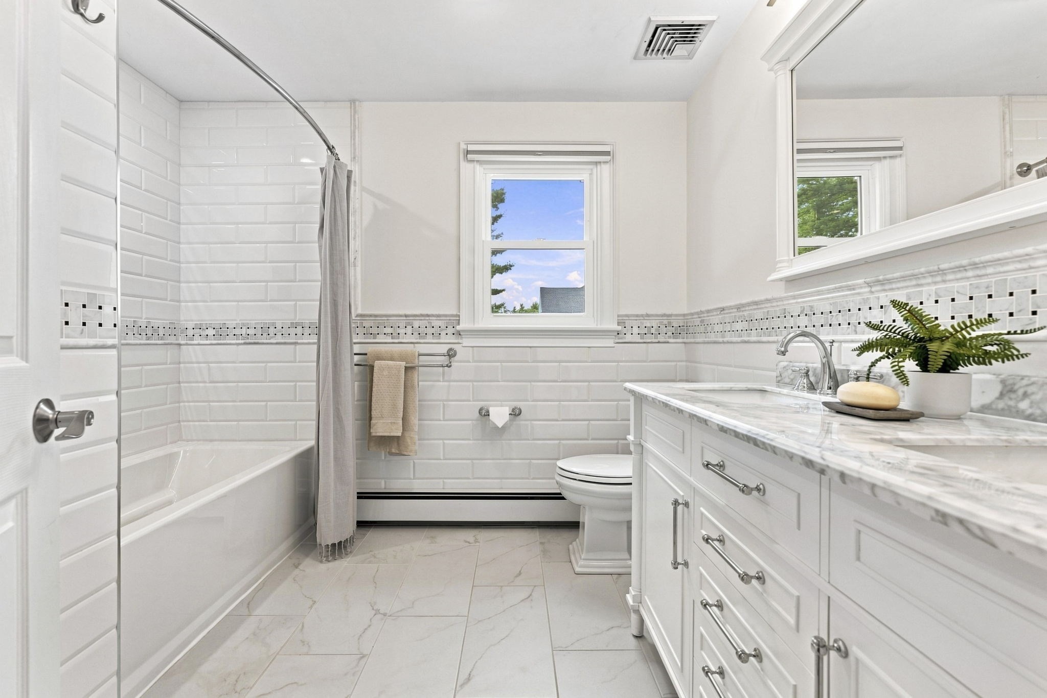 32 Parkvale Rd