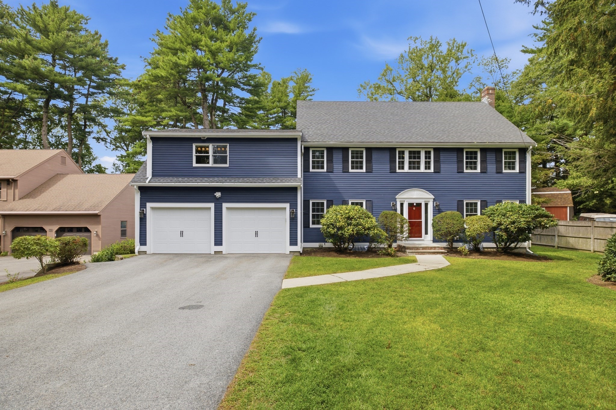 32 Parkvale Rd