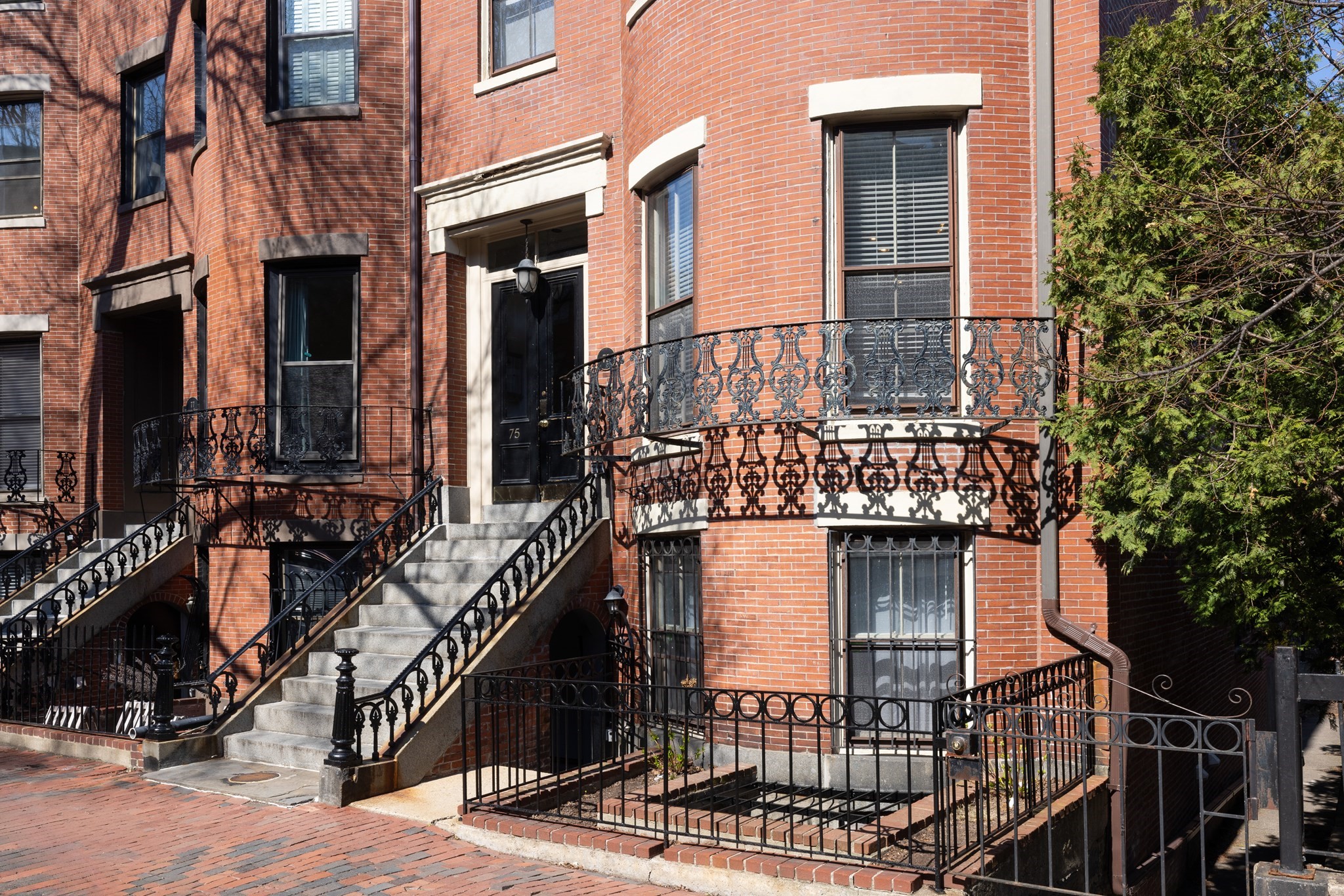 75 Waltham St # 1