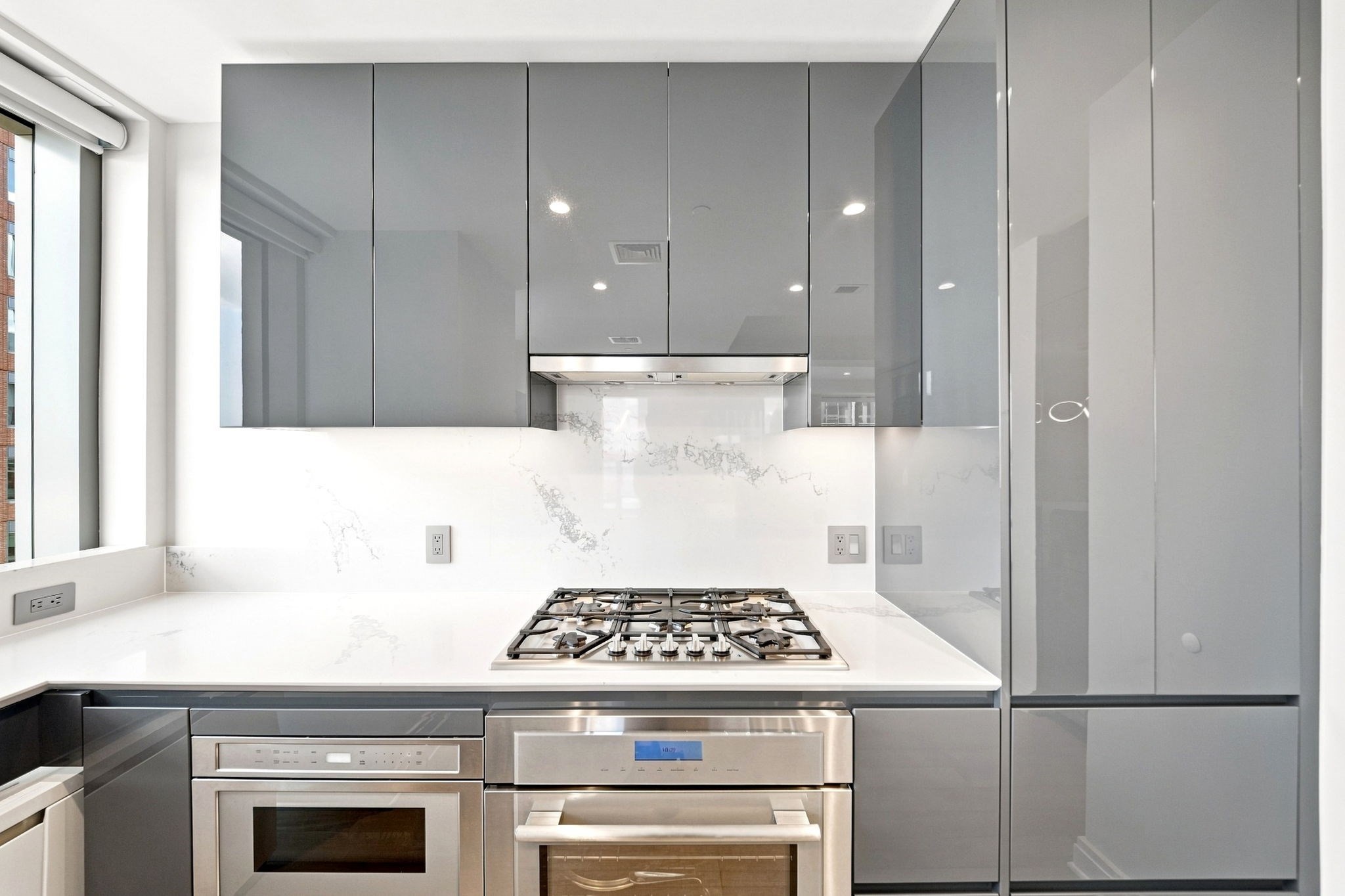 133 Seaport Blvd # 1122