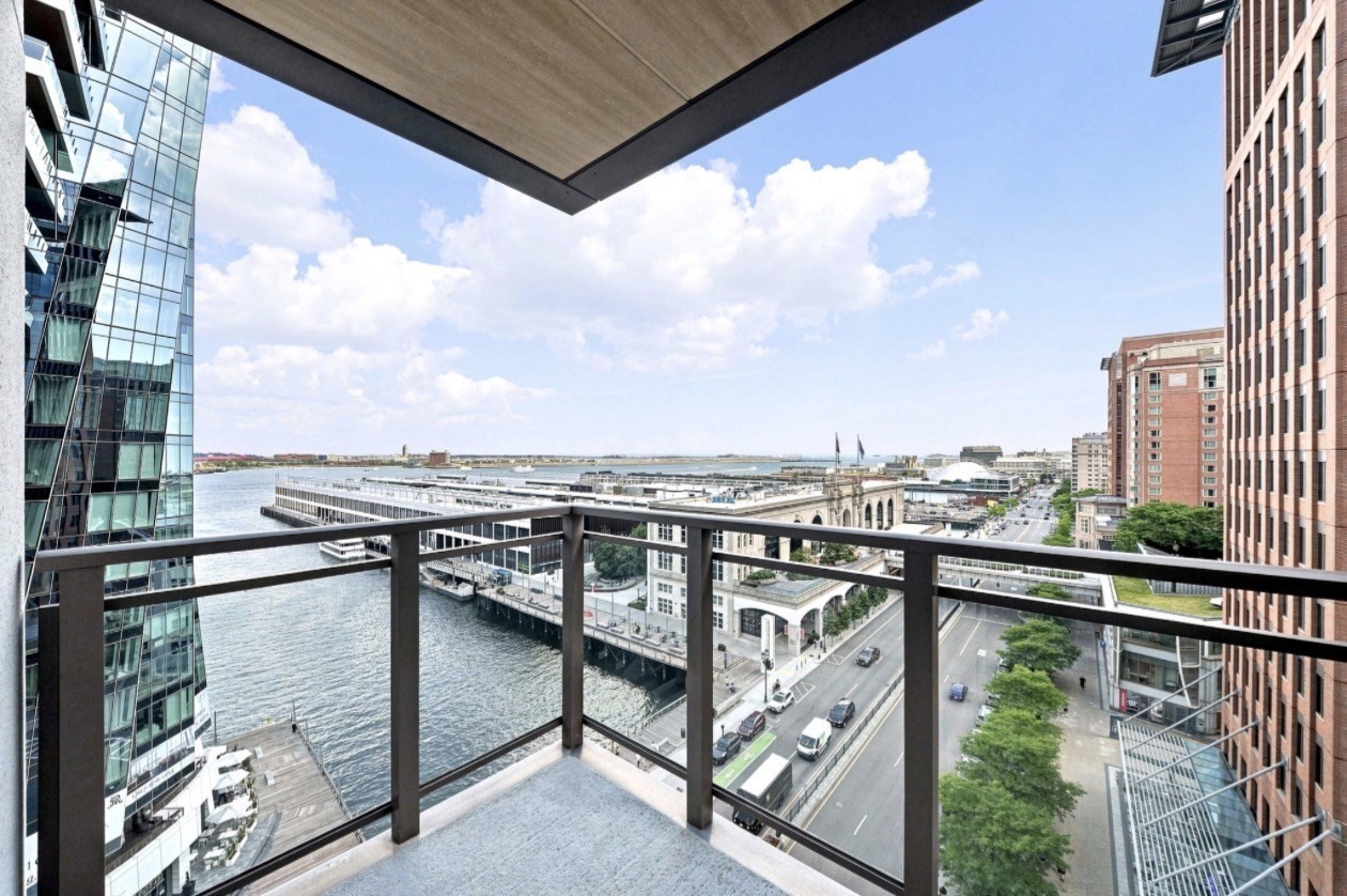 133 Seaport Blvd # 1122