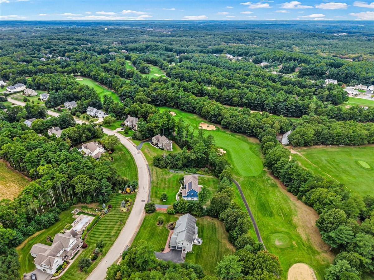 300 Country Club Way