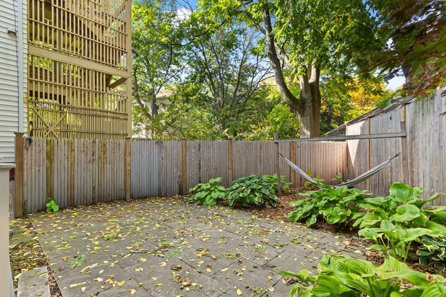 11 Howard St # 1