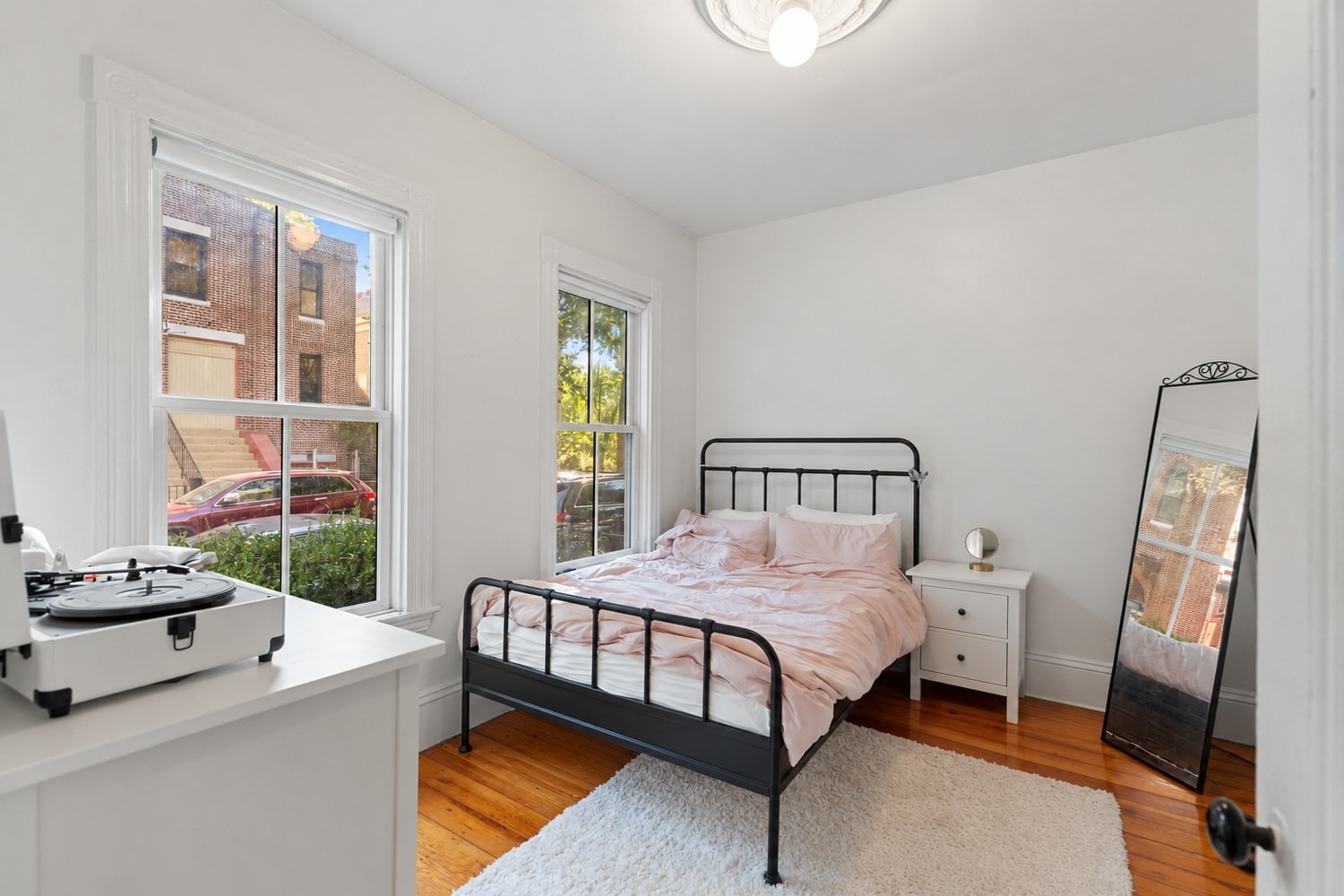 11 Howard St # 1