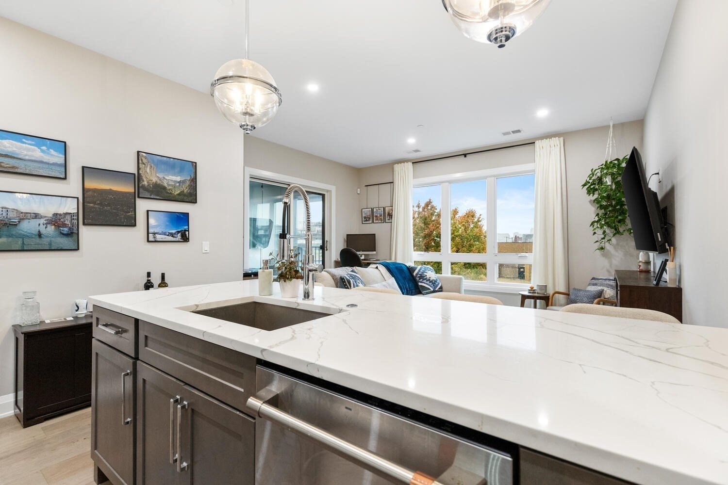 44 Ellery St # 303