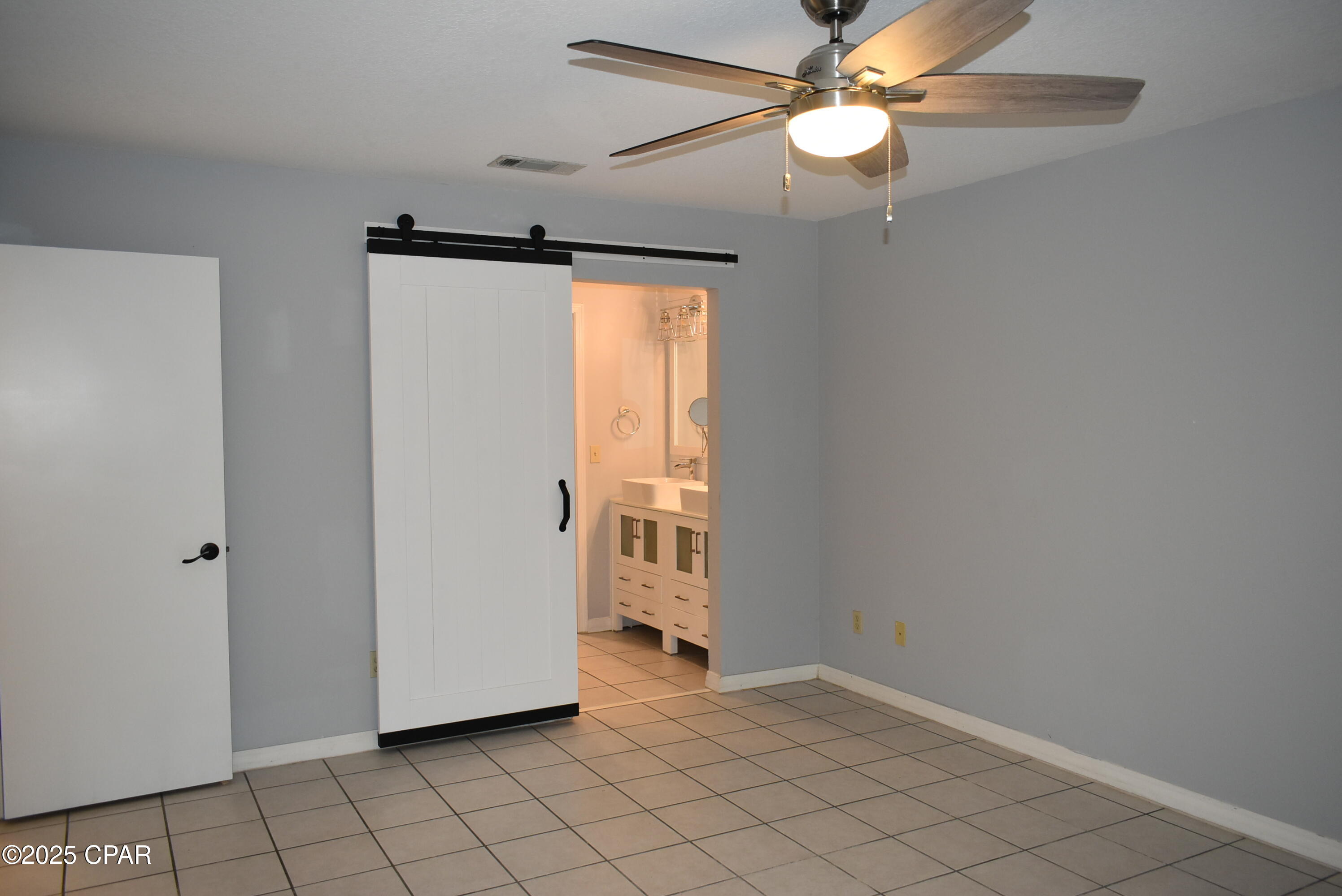 4043 Woodville Lane