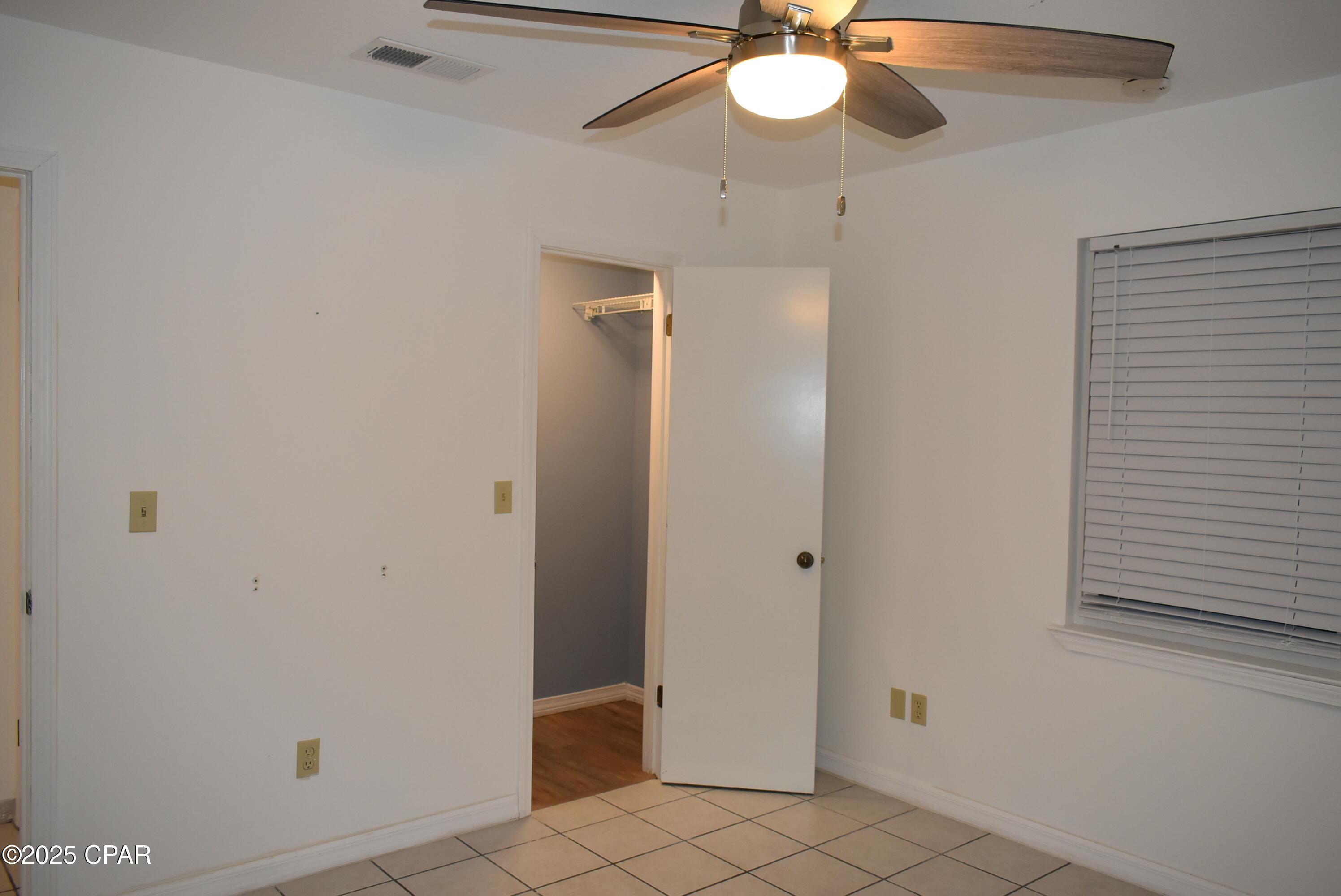 4043 Woodville Lane