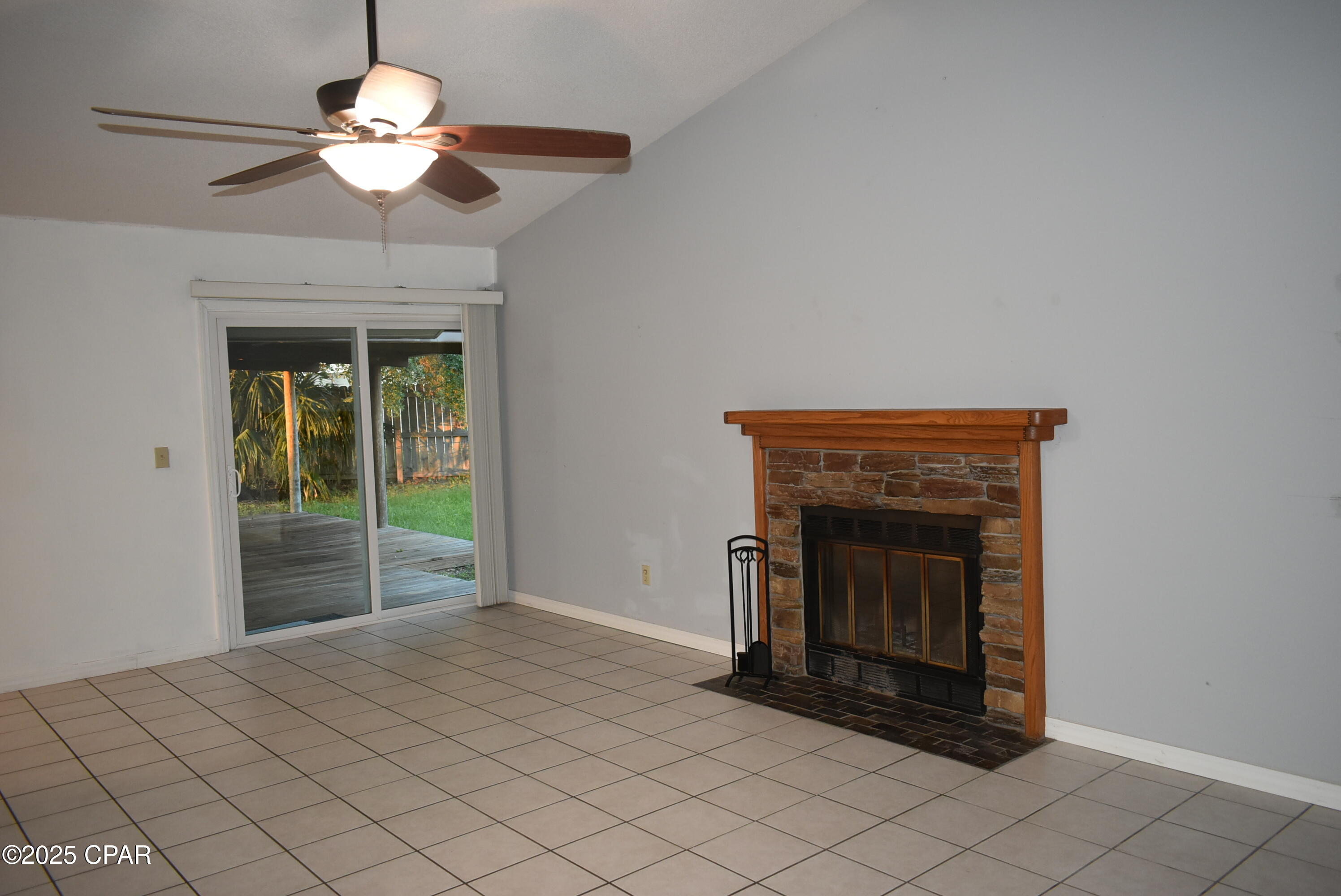 4043 Woodville Lane