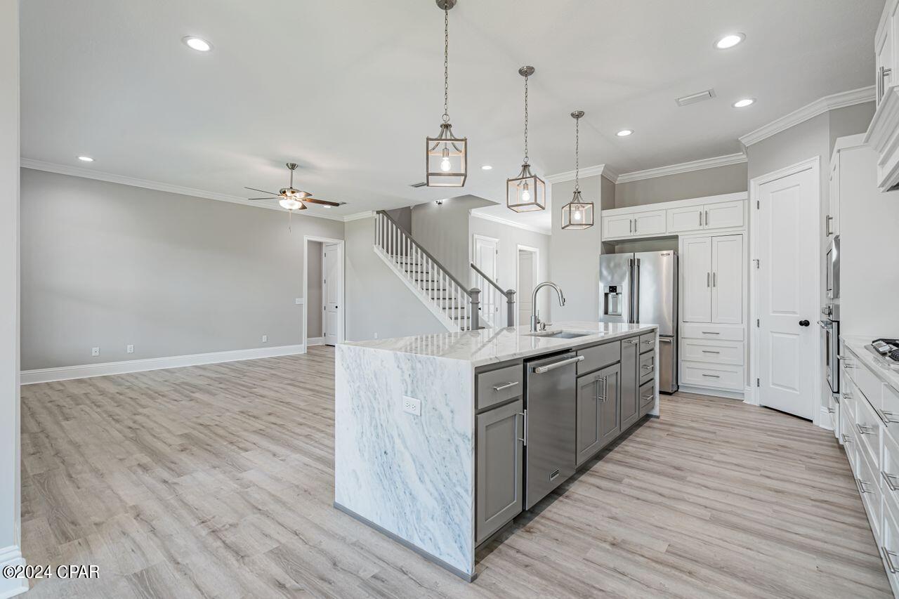 3926 Diana Court