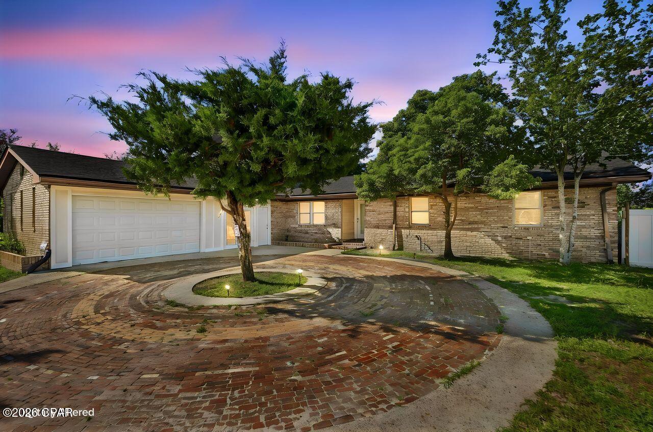 205 Greenwood Drive