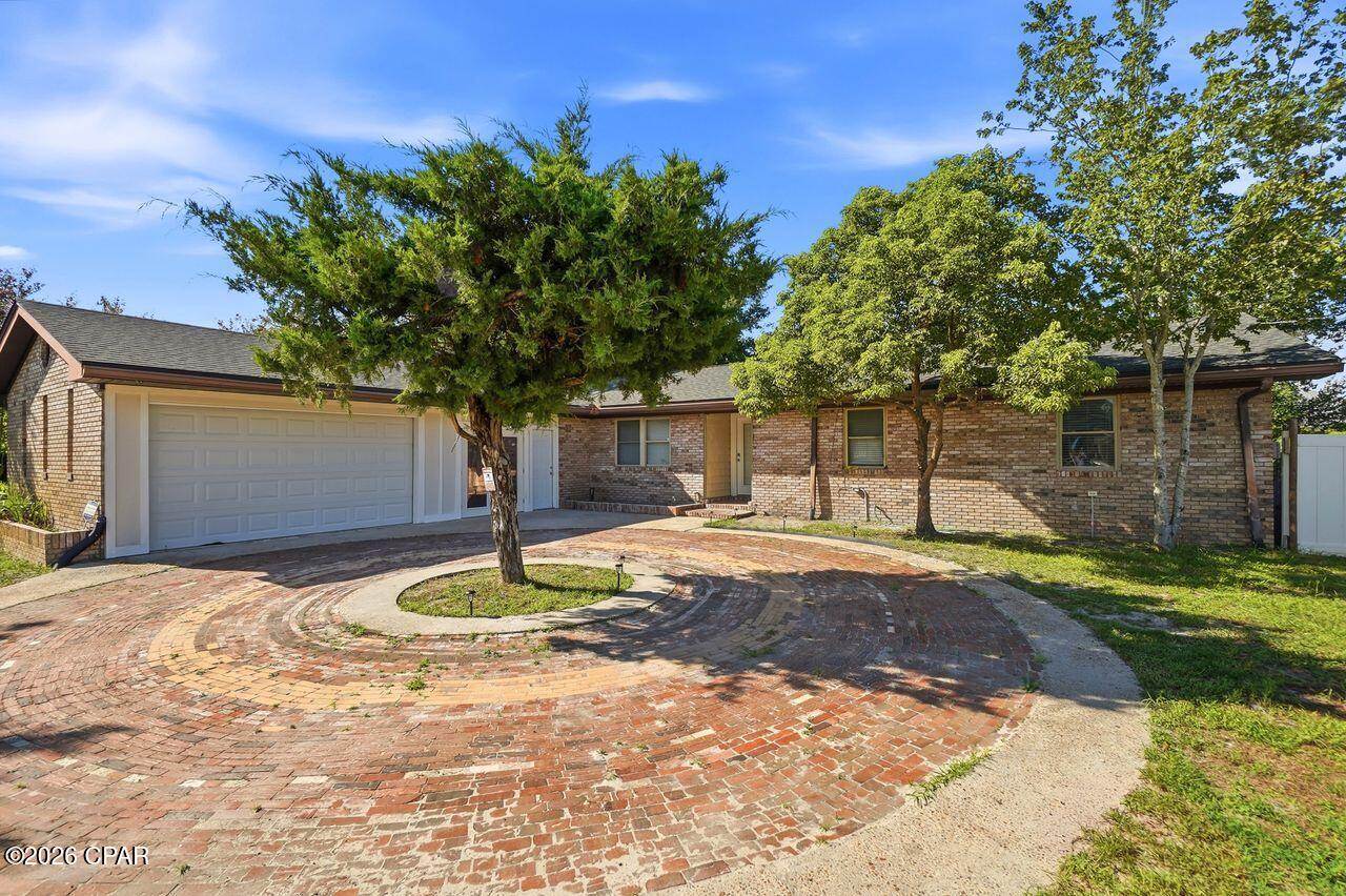 205 Greenwood Drive