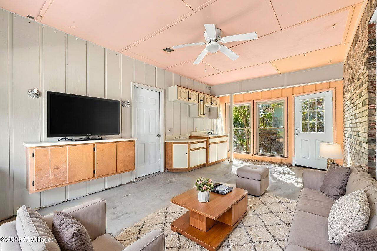 205 Greenwood Drive