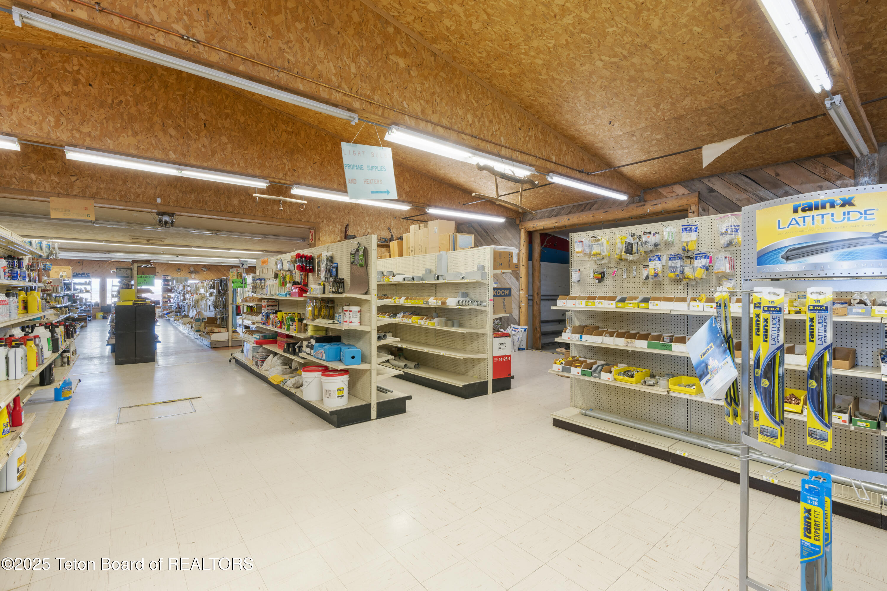 10652 US HIGHWAY 189