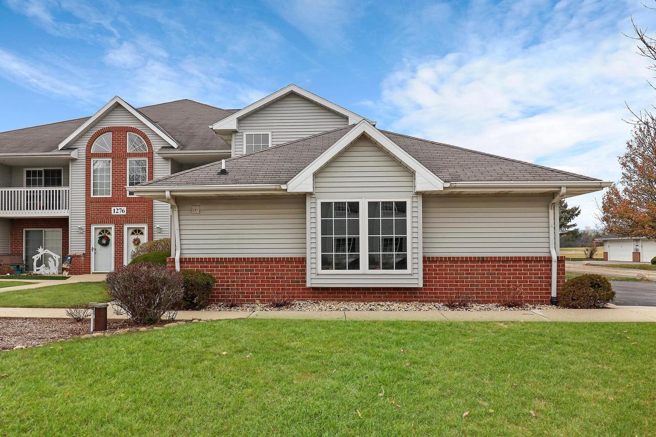 1276 Village Centre DR 6