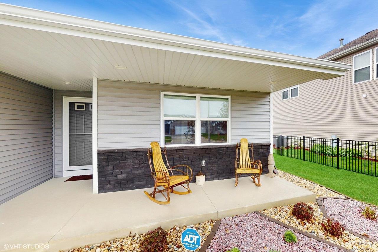 3465 Samson DRIVE