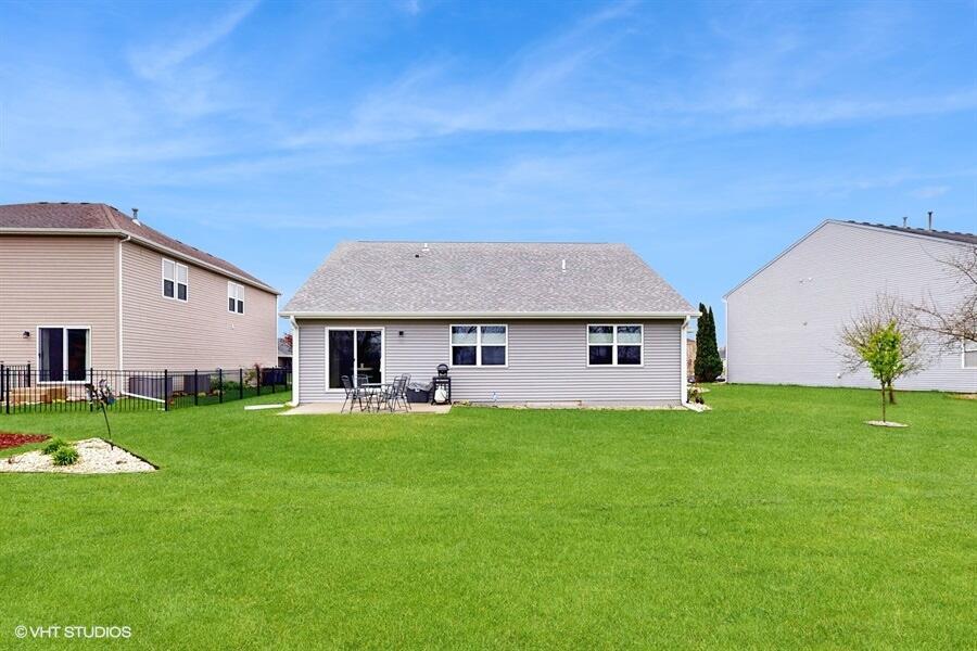 3465 Samson DRIVE