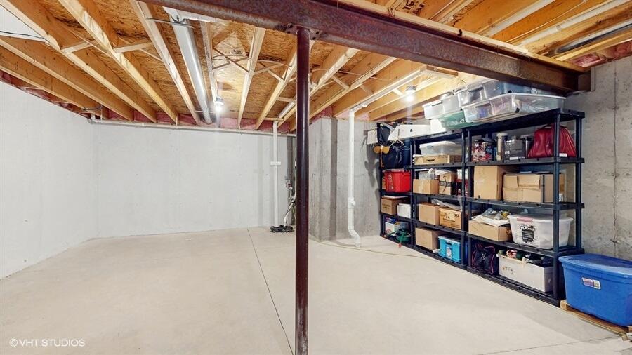 3465 Samson DRIVE