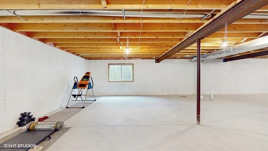 3465 Samson DRIVE