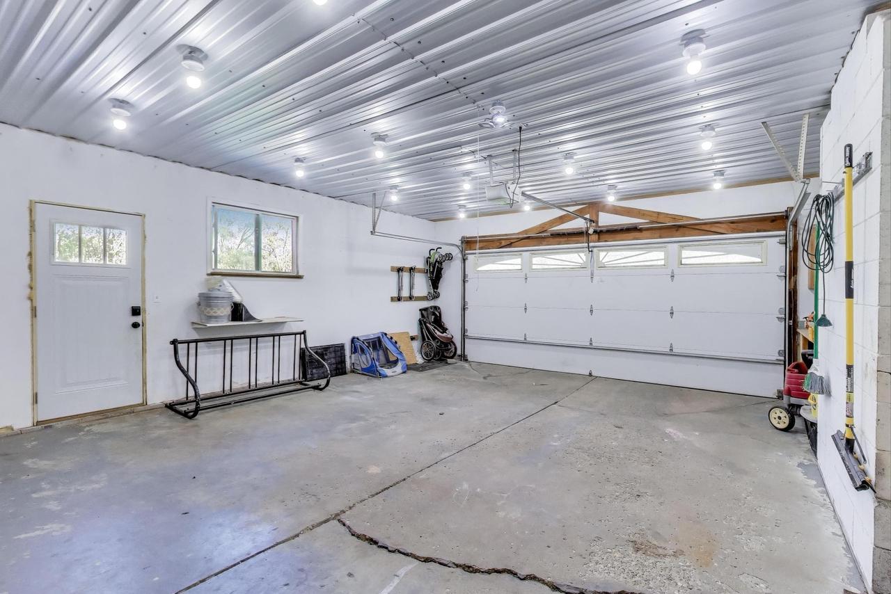 6120 Town Line ROAD