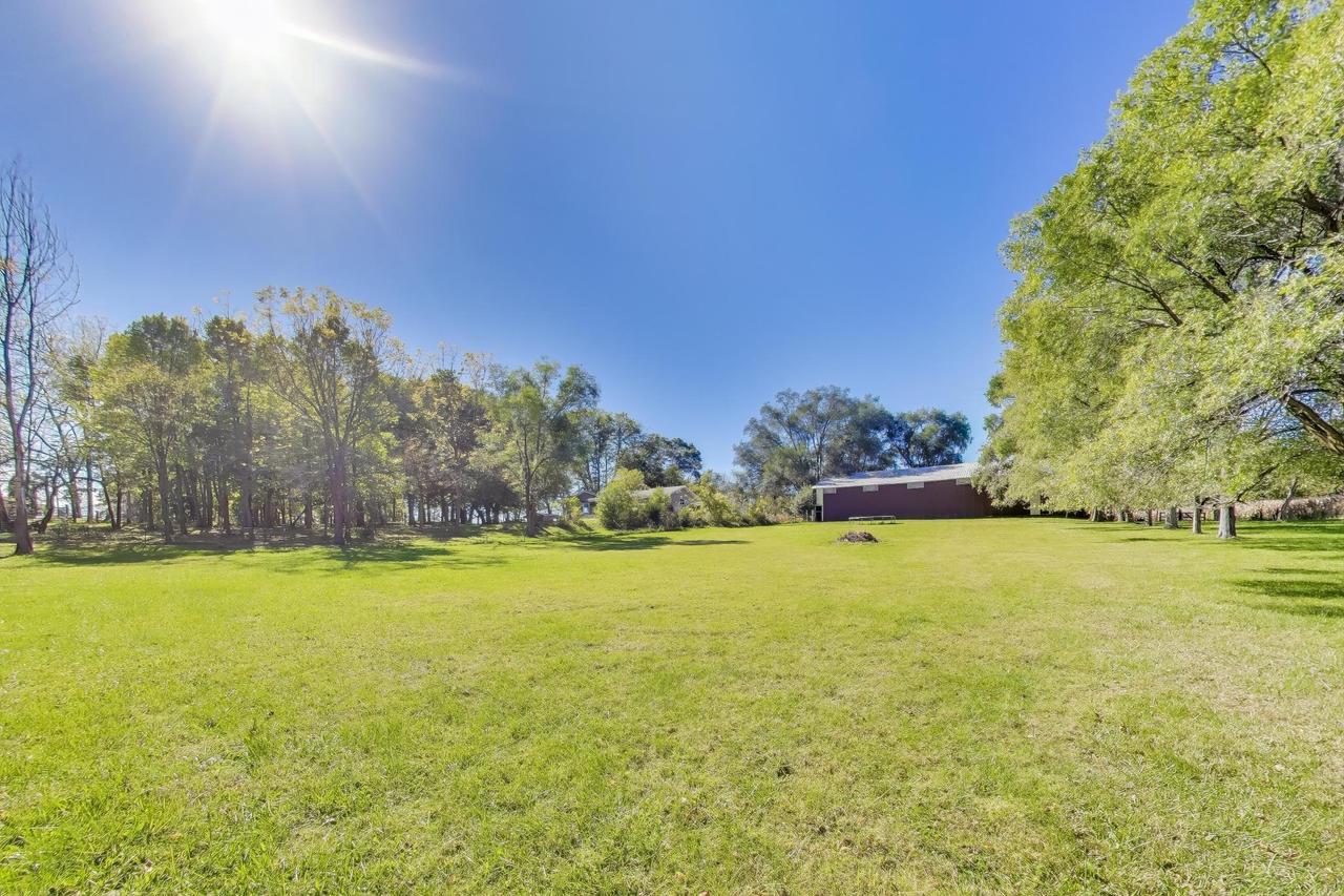 6120 Town Line ROAD
