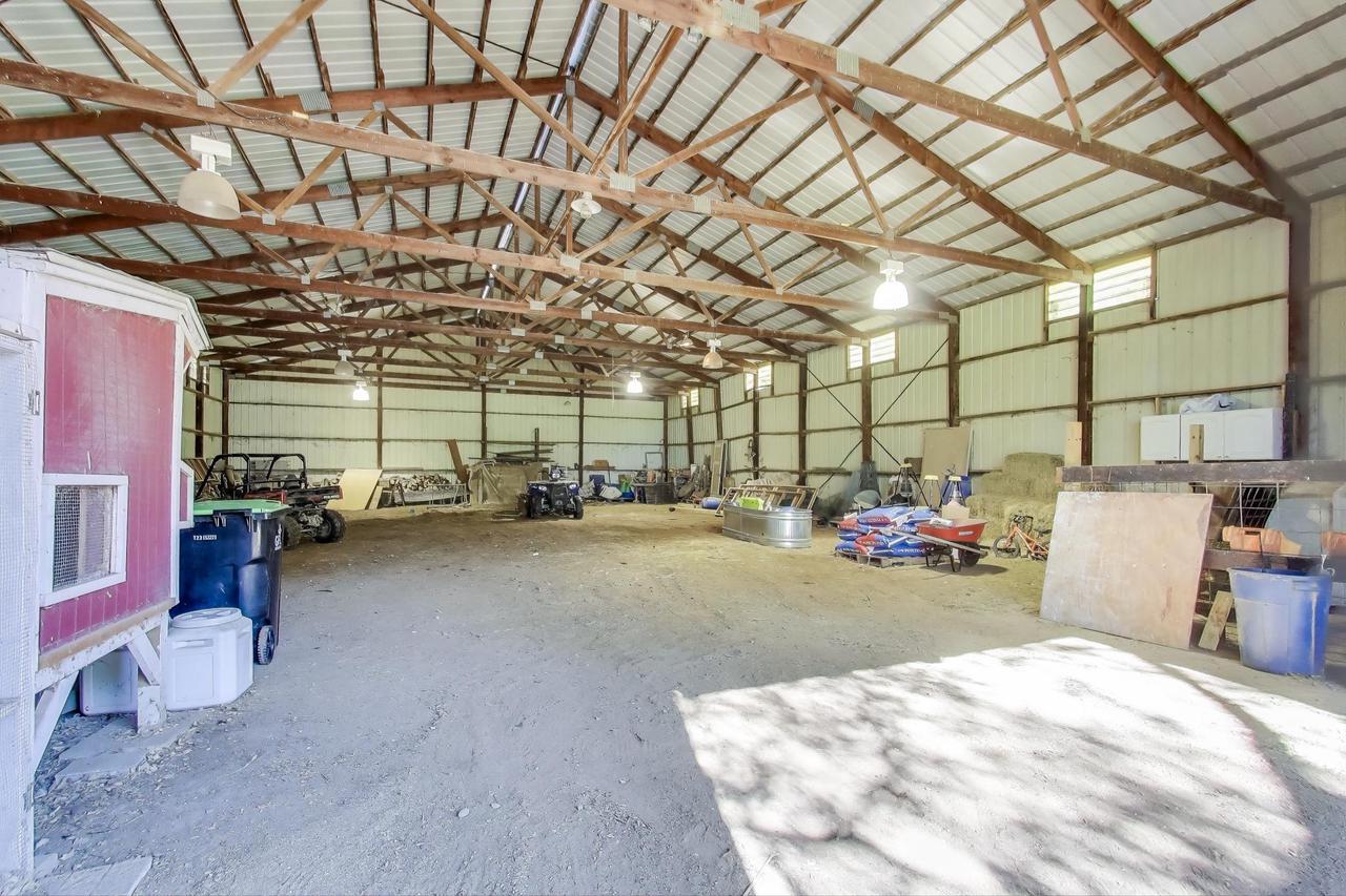 6120 Town Line ROAD