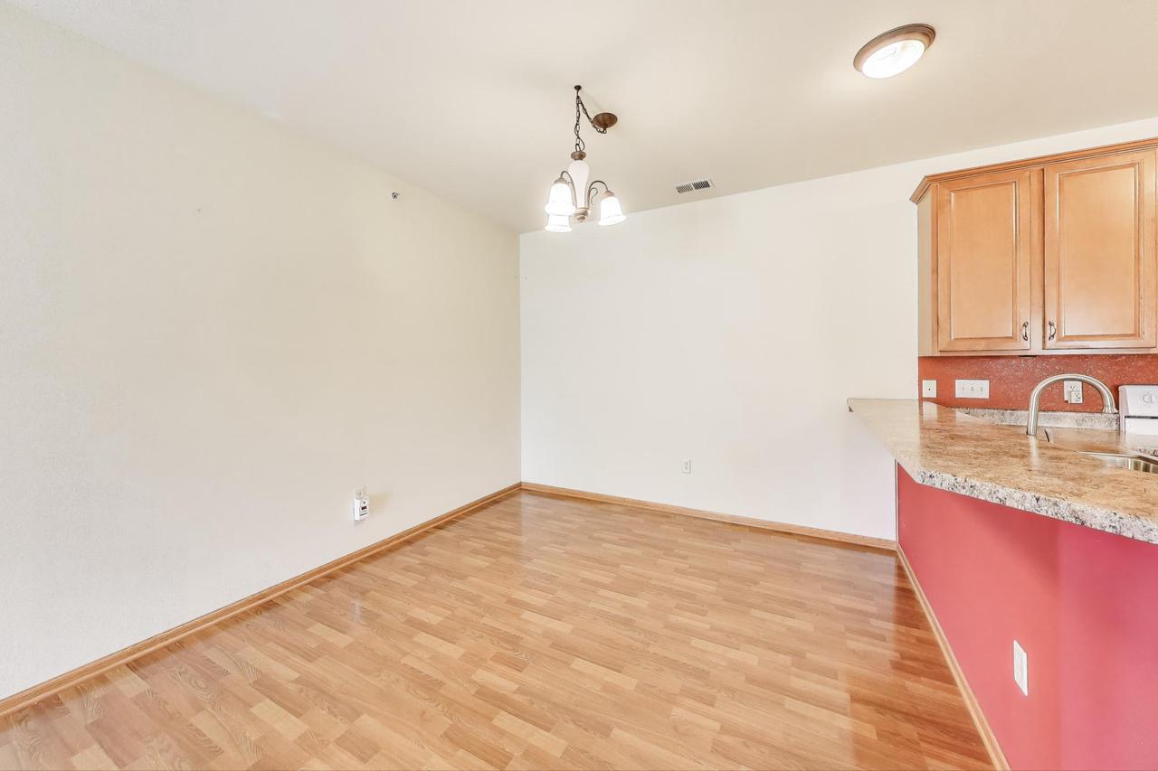 7136 Parkside LANE 122