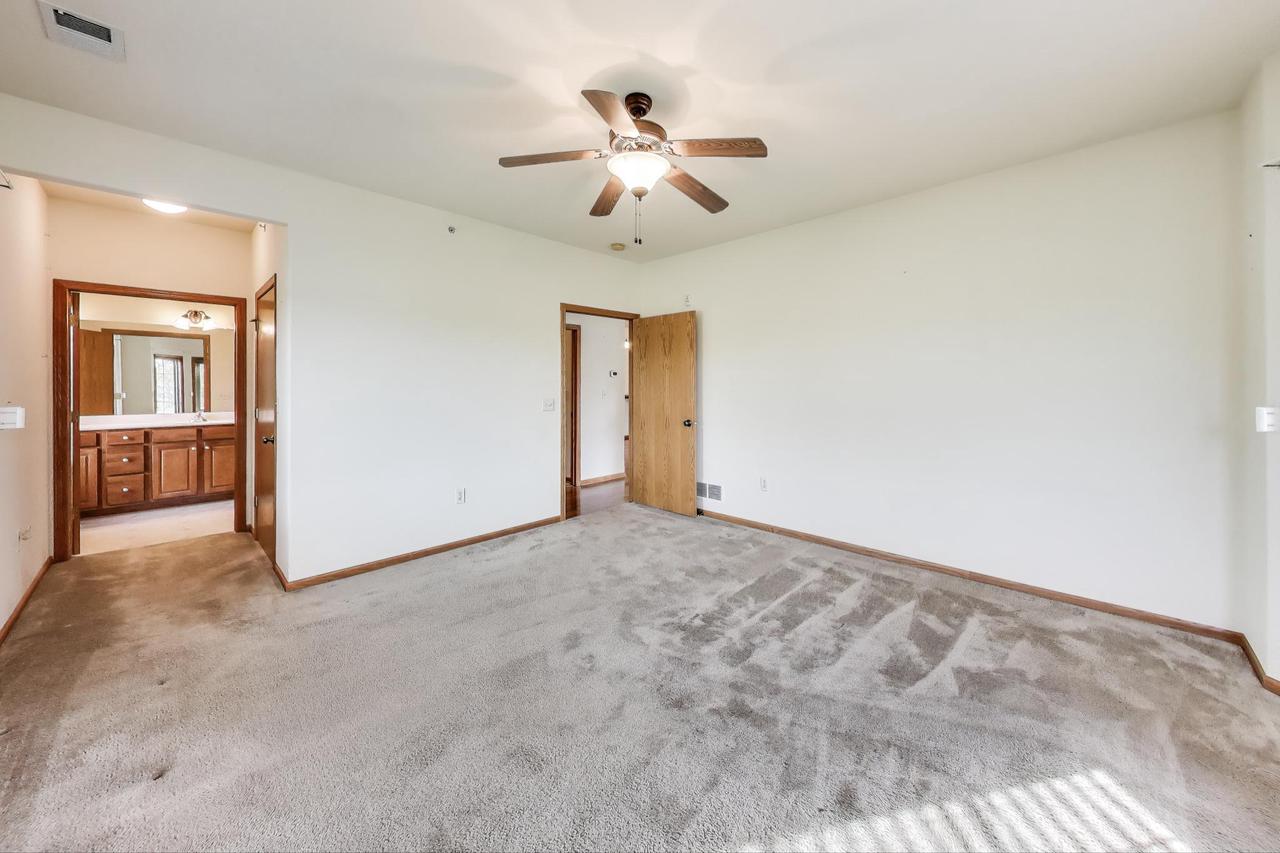 7136 Parkside LANE 122