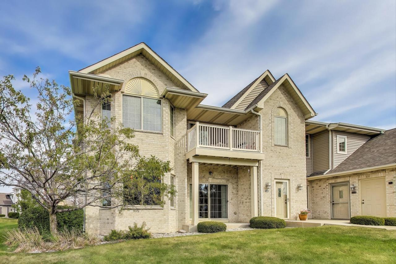 7136 Parkside LANE 122