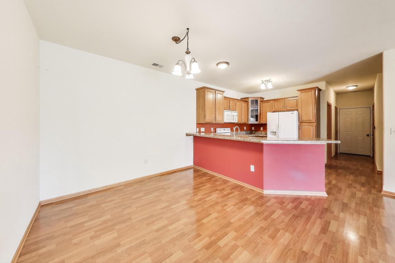 7136 Parkside LANE 122