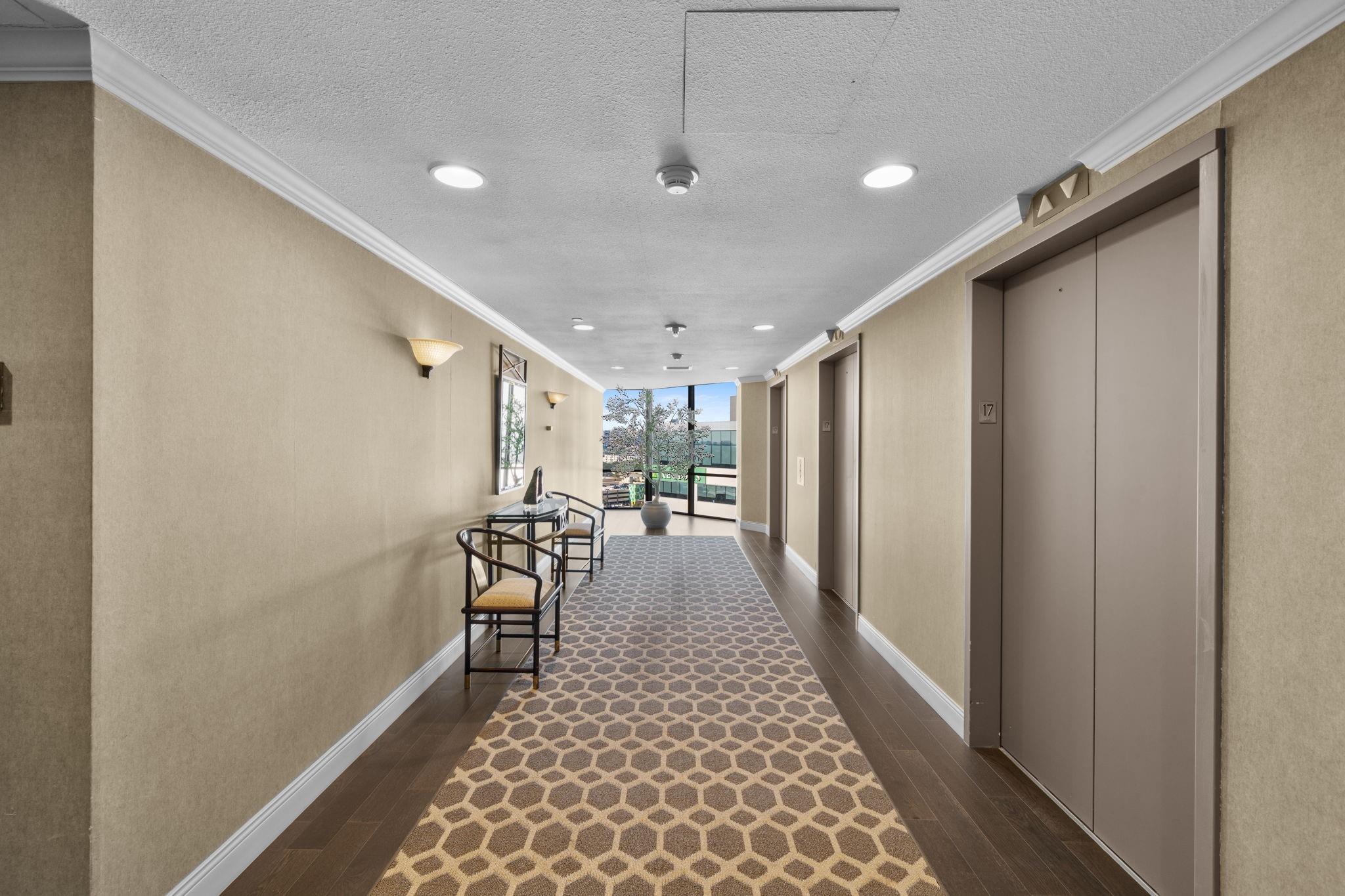 14 Greenway Plaza # 17Q