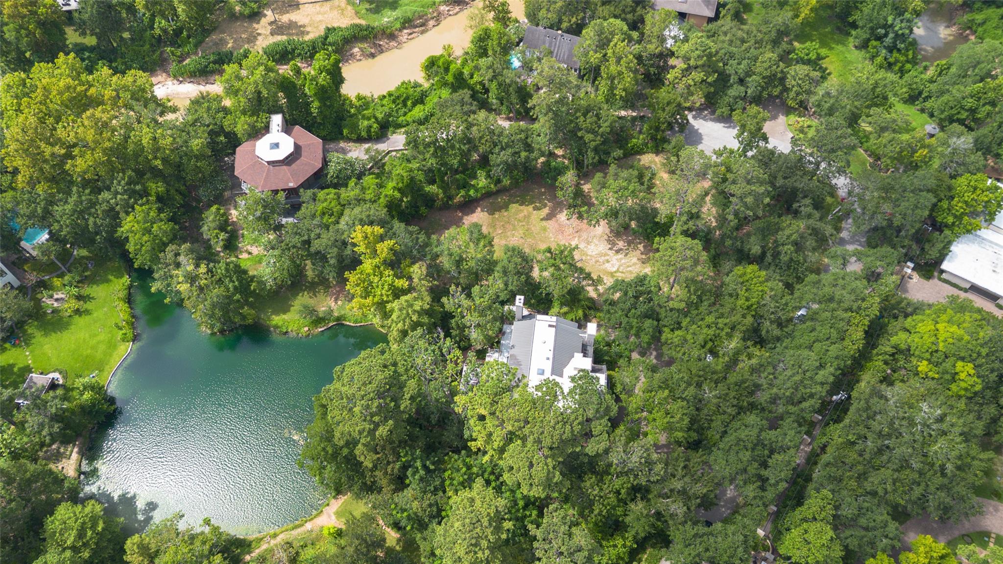 11685 Arrowwood Circle