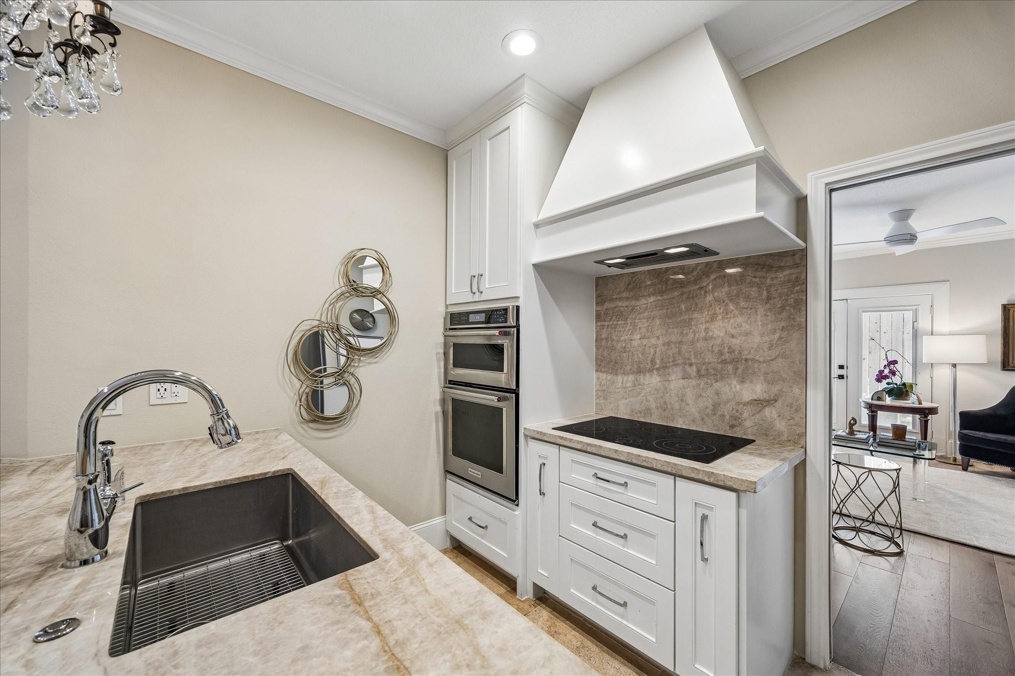 2555 Bering Drive # 11