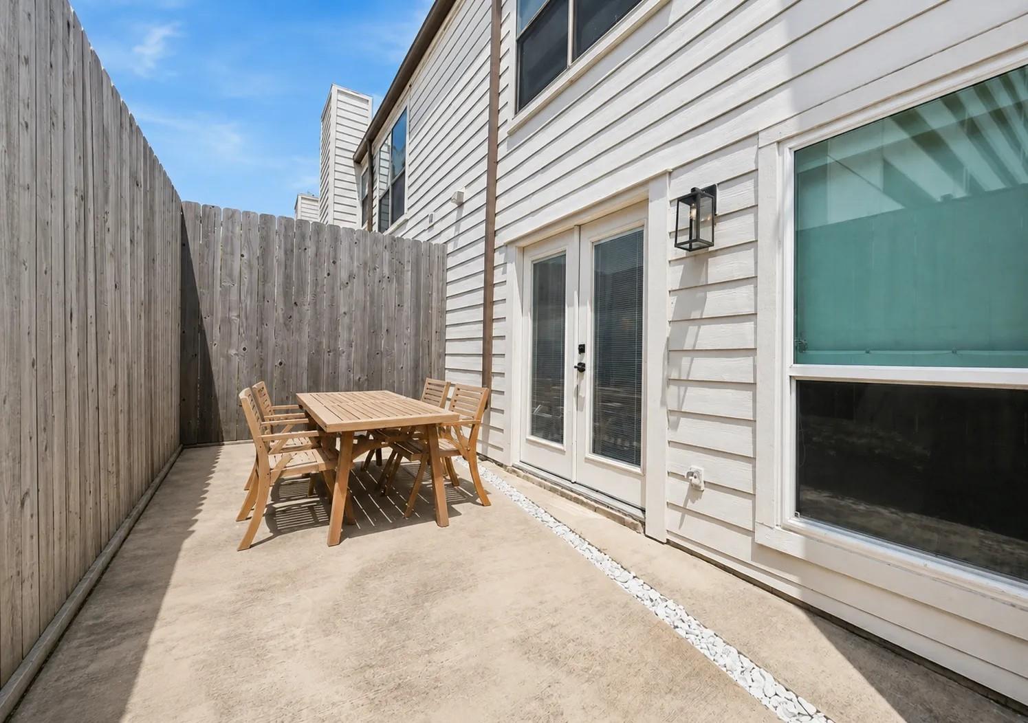 2555 Bering Drive # 11