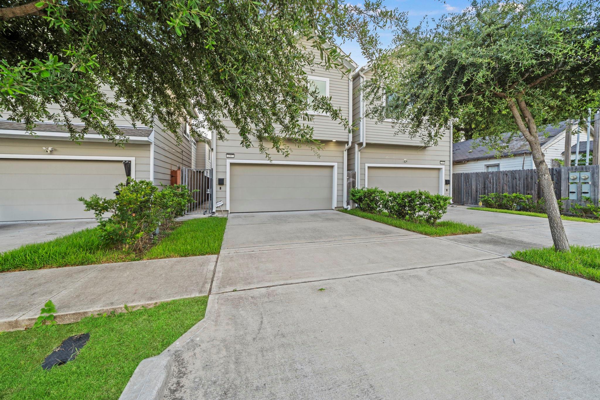 2307 Clementine Street