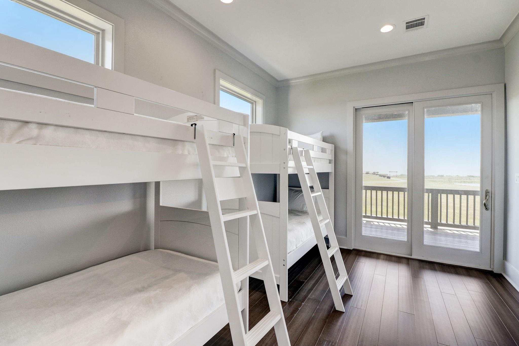 328 Seagrass
