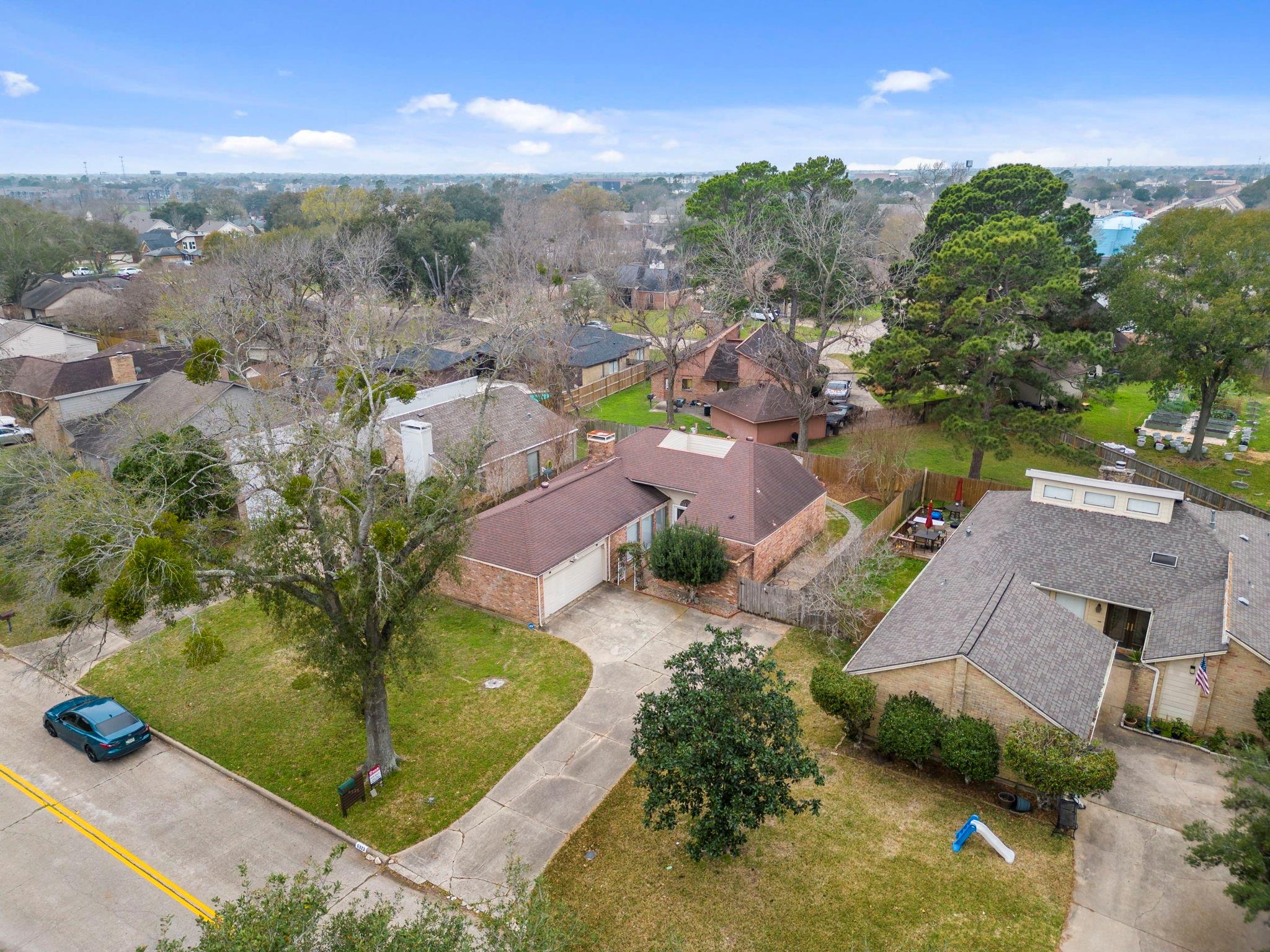 6323 Crakston Street