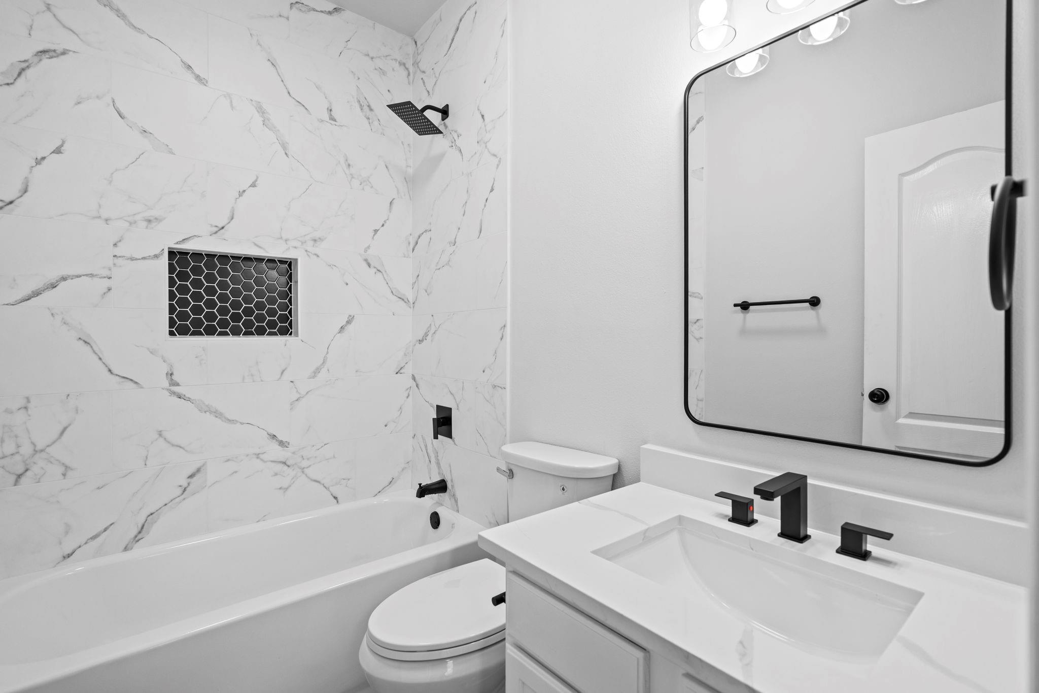 5735 Brookhollow Pine Trail