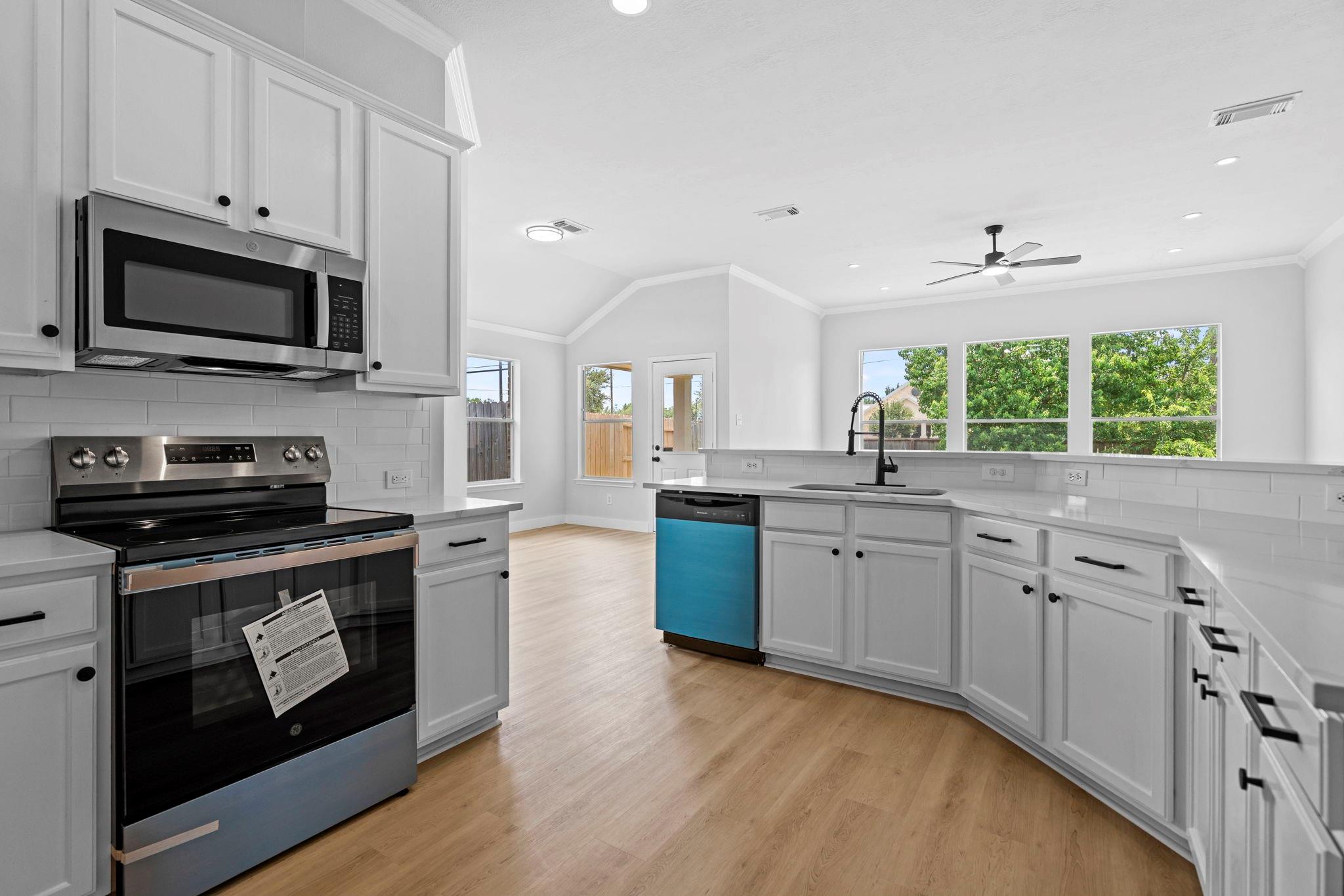 5735 Brookhollow Pine Trail