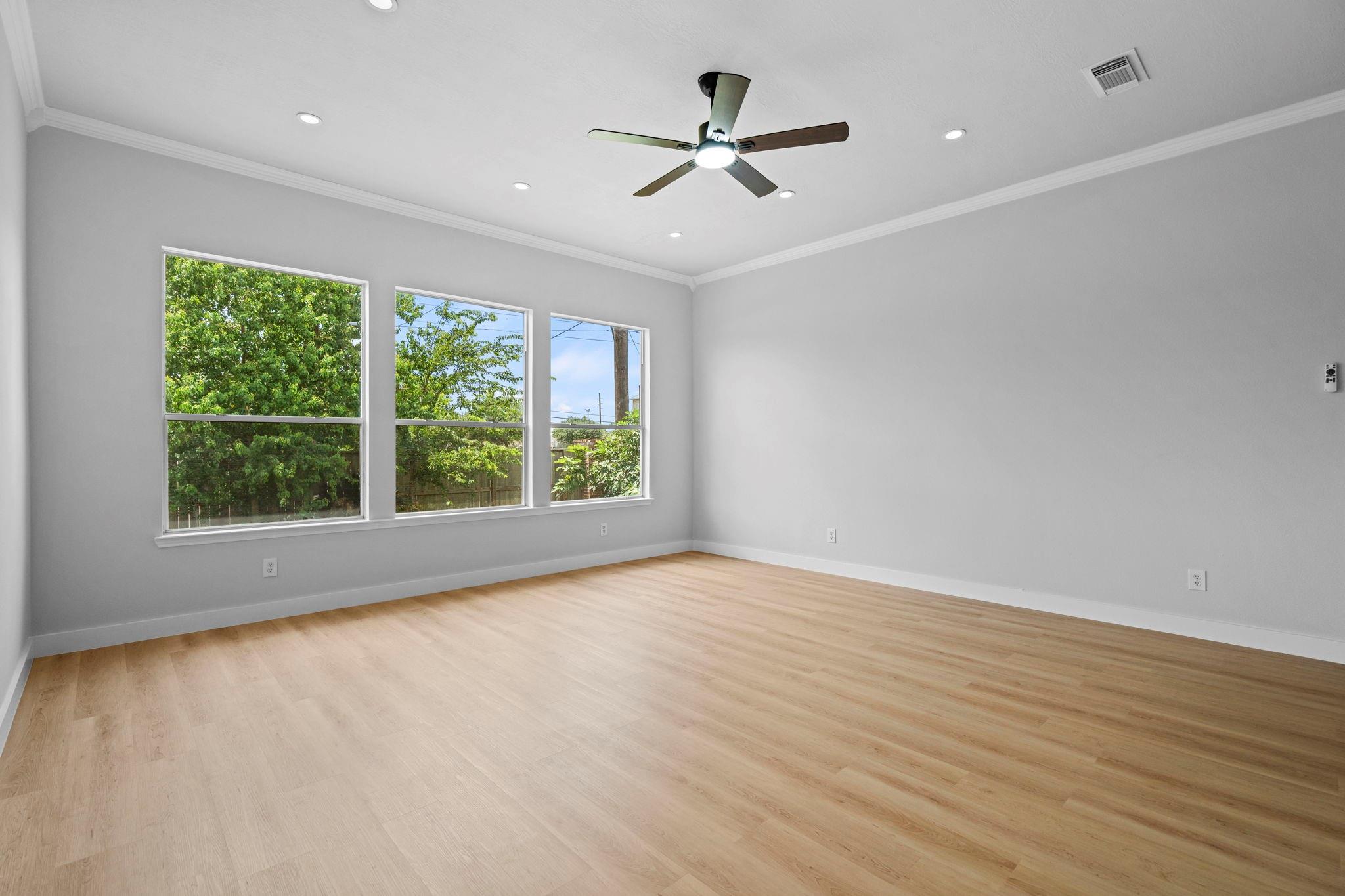 5735 Brookhollow Pine Trail