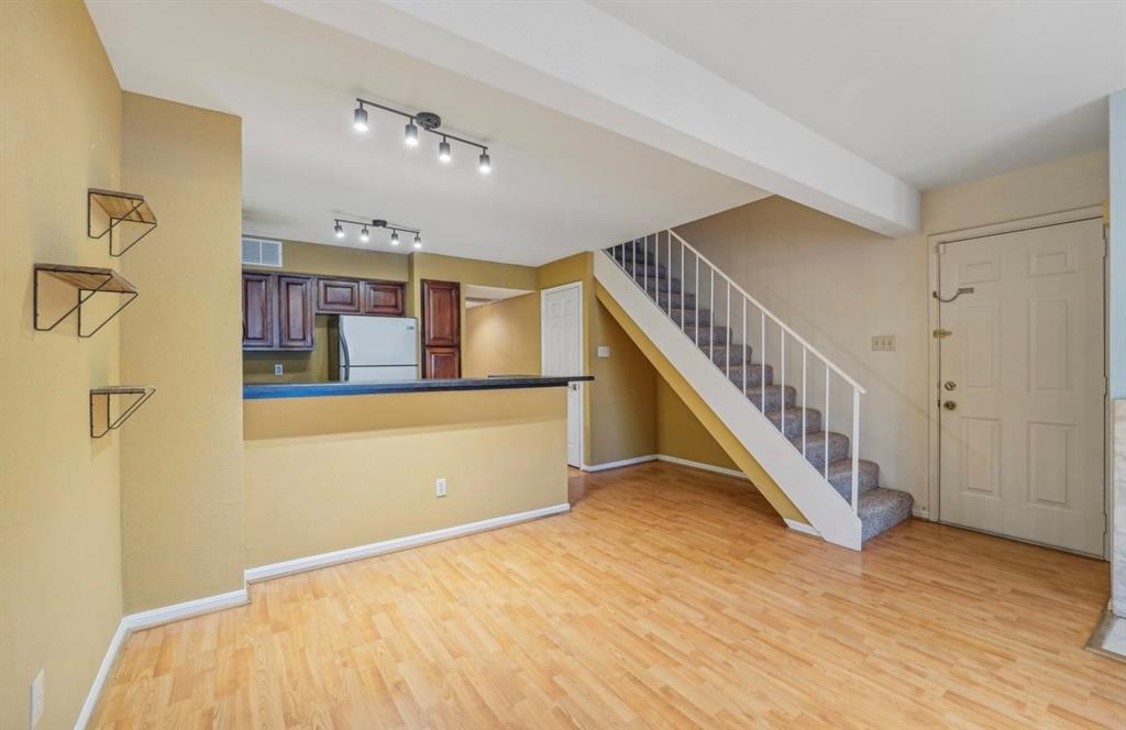 2425 Holly Hall Street # 120 Unit: I-120