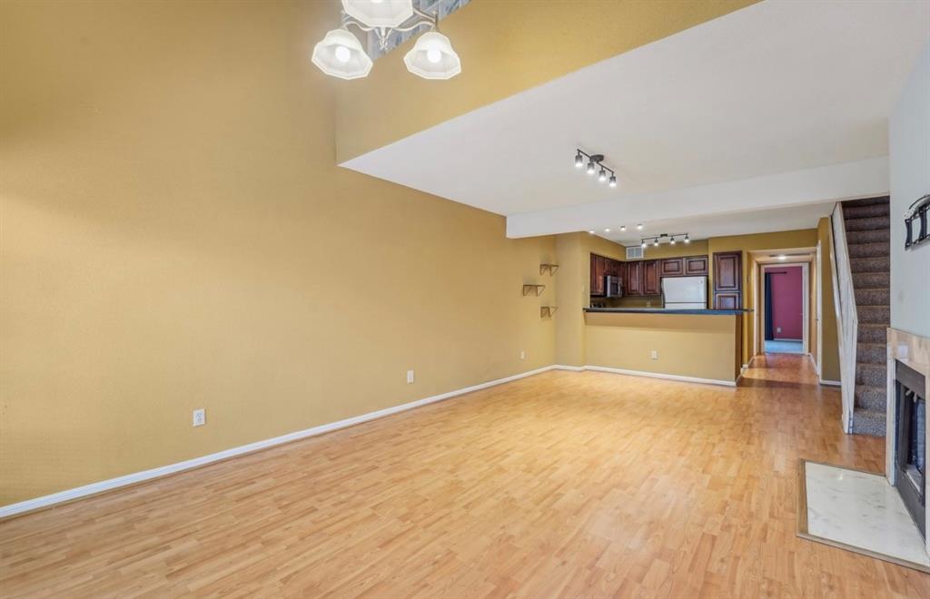 2425 Holly Hall Street # 120 Unit: I-120